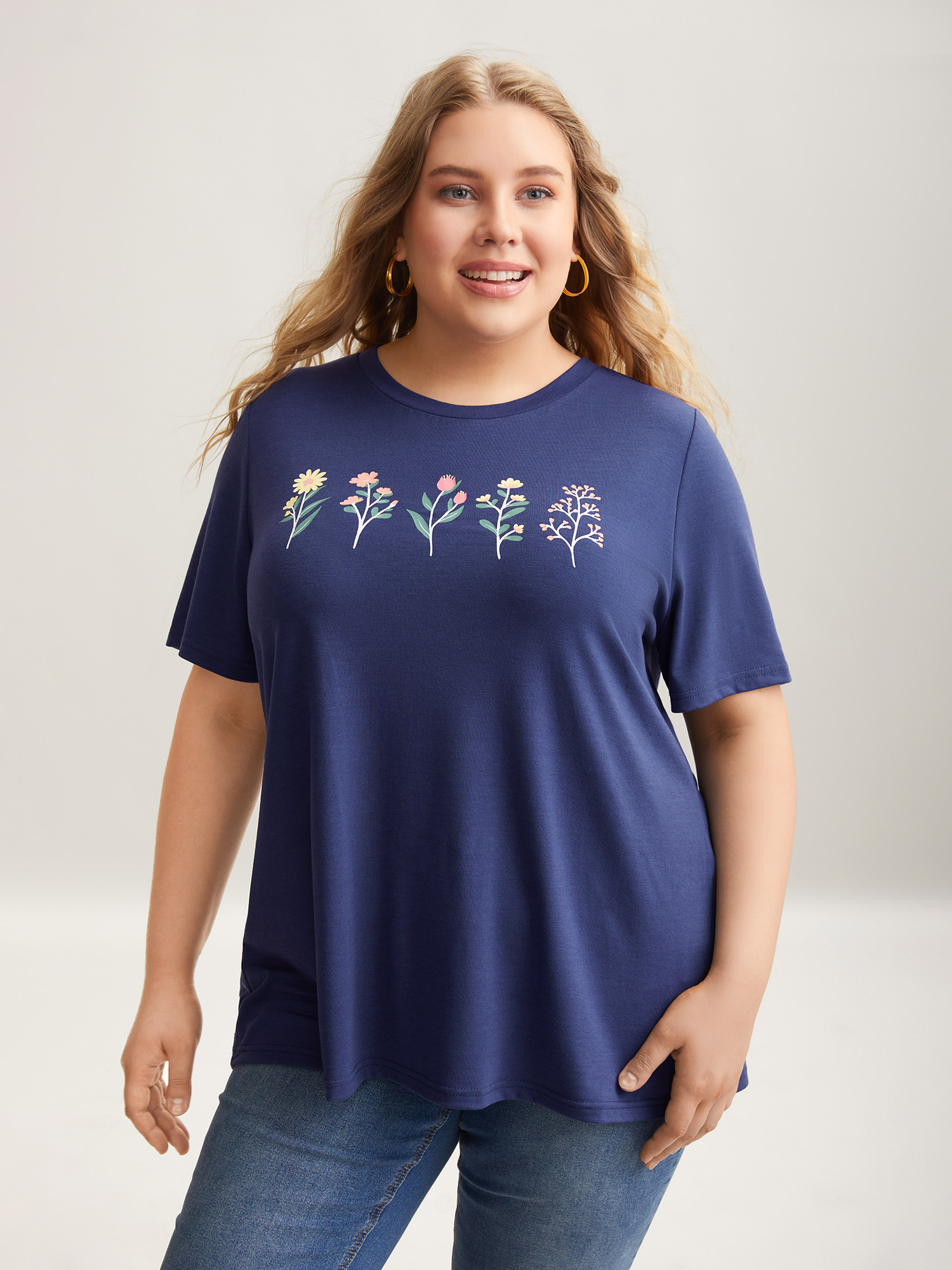 

Plus Size Plants Print Stretchy Crew Neck T-Shirt DarkBlue Women Casual Non Natural Flowers Round Neck Everyday T-shirts BloomChic