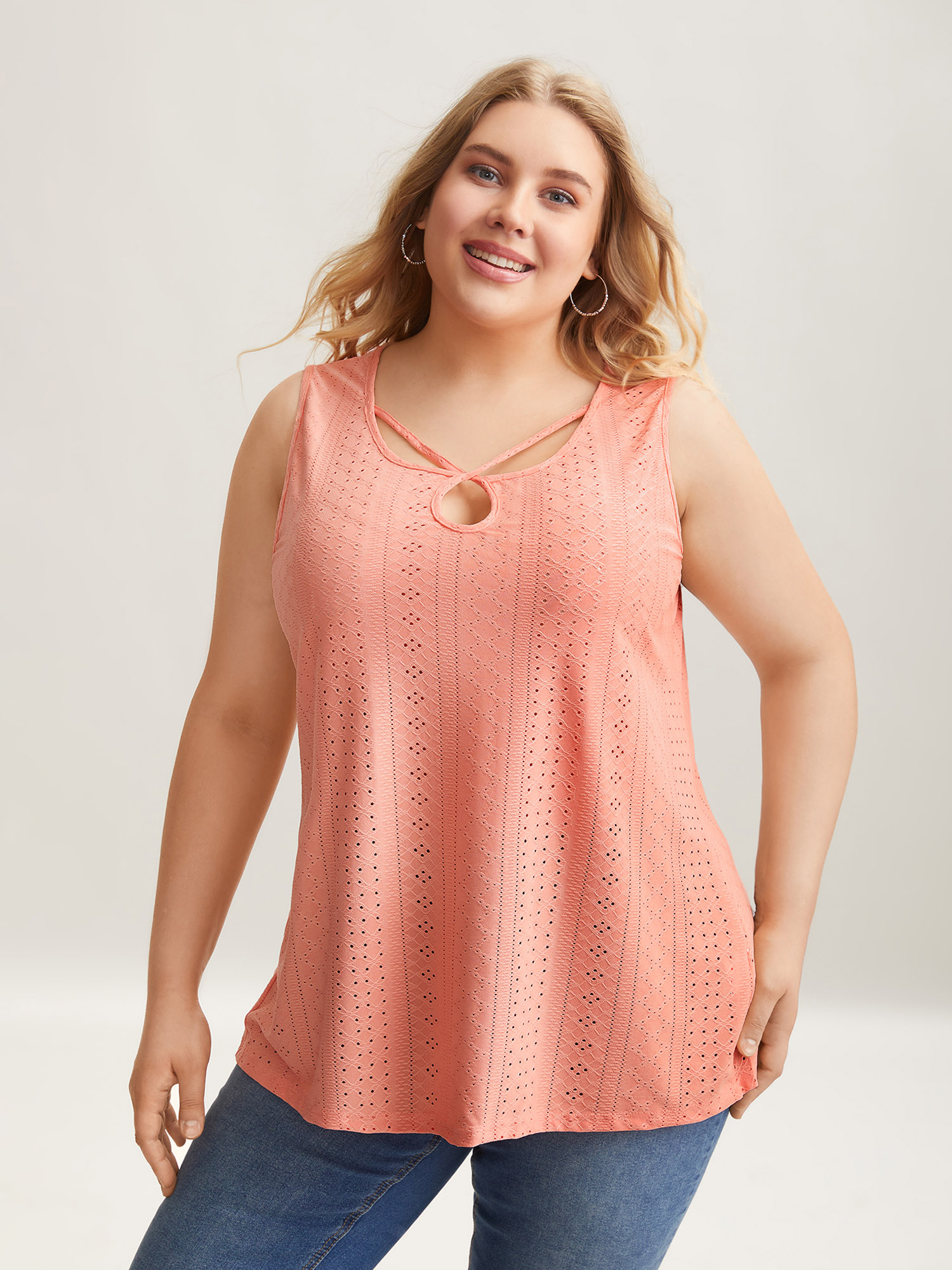 

Plus Size Neck Keyhole Fitted Sleeveless Top Women Coral Casual Texture Round Neck Everyday Tank Tops Camis BloomChic