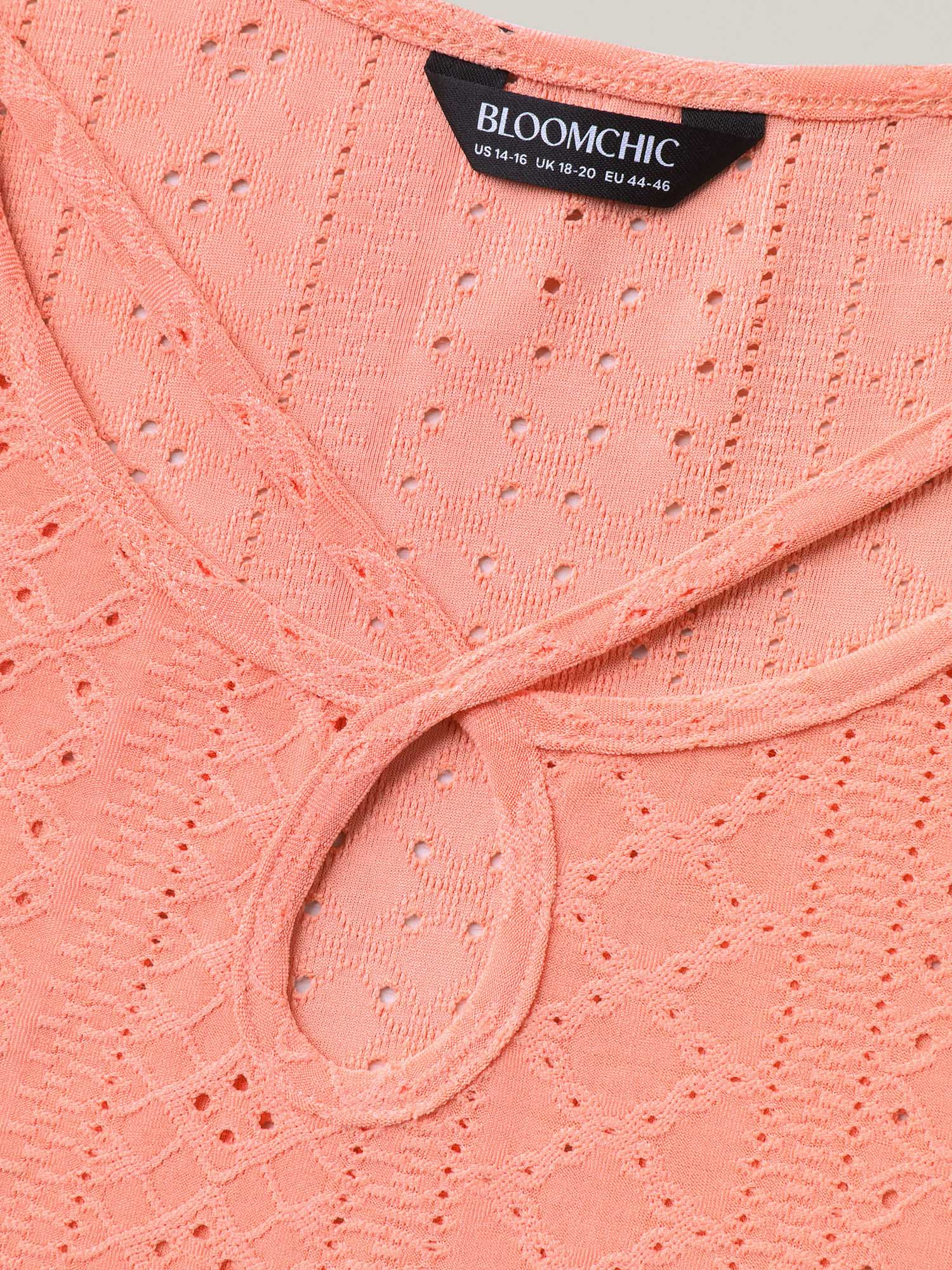 Plus Size Neck Keyhole Fitted Sleeveless Top Women Coral Casual Texture Round Neck Everyday Tank Tops Camis BloomChic 10/M 