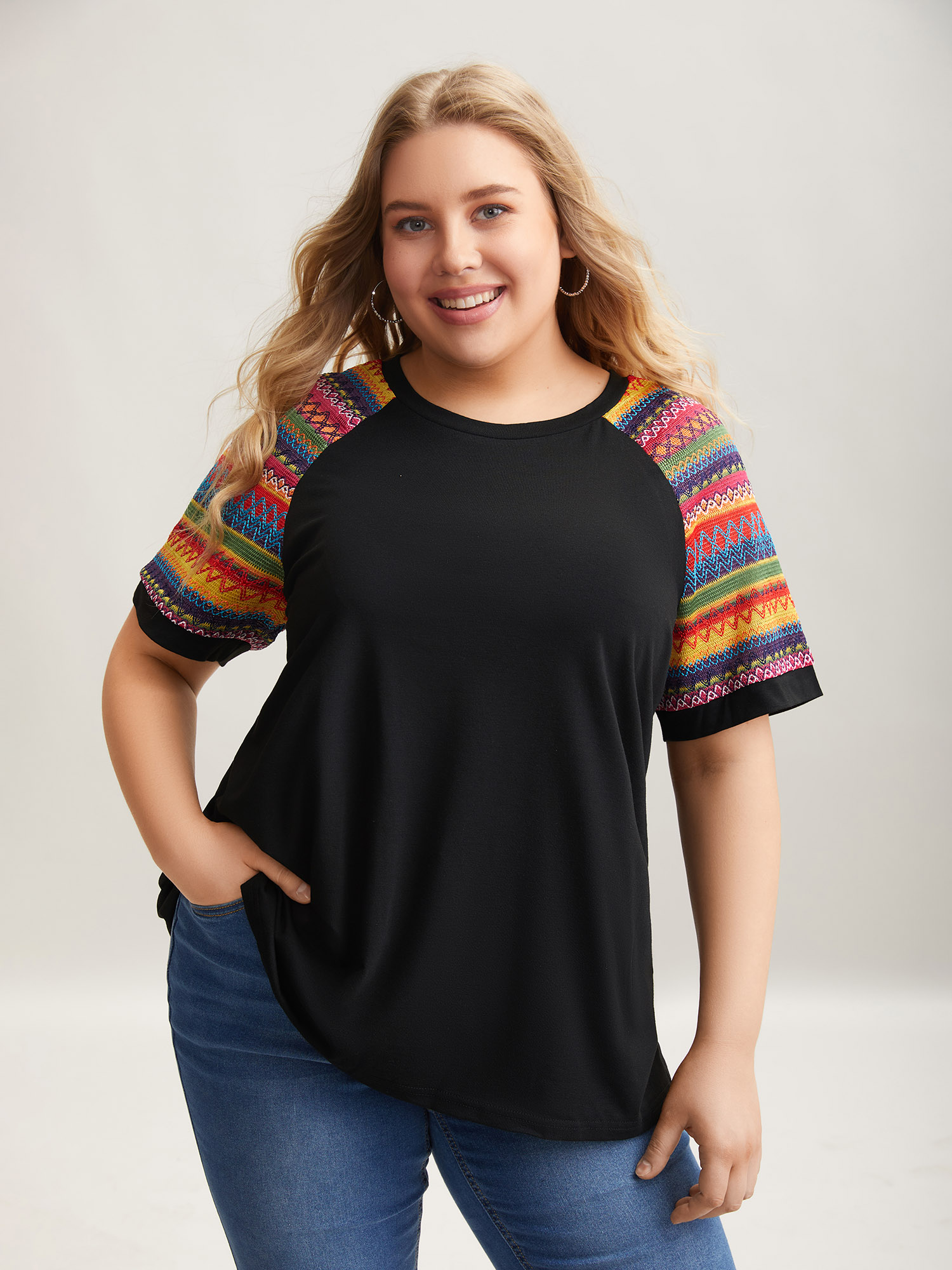 

Plus Size Multi-Color Striped Sleeve Spliced T-Shirt Black Women Casual Contrast Round Neck Everyday T-shirts BloomChic