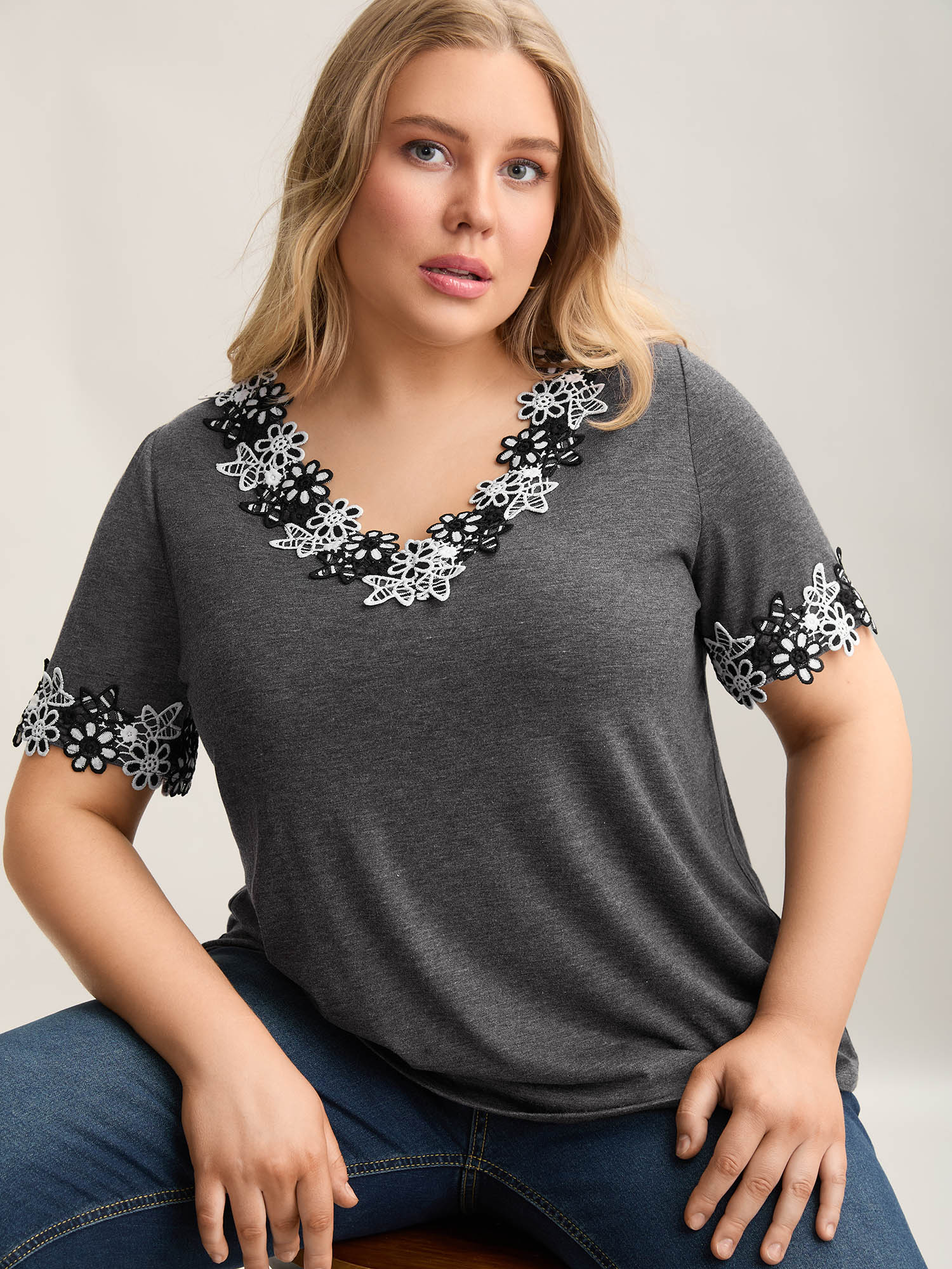 

Plus Size Lace Detail Relaxed Fit Plain Top DimGray V-neck Short sleeve Casual Jersey Tops