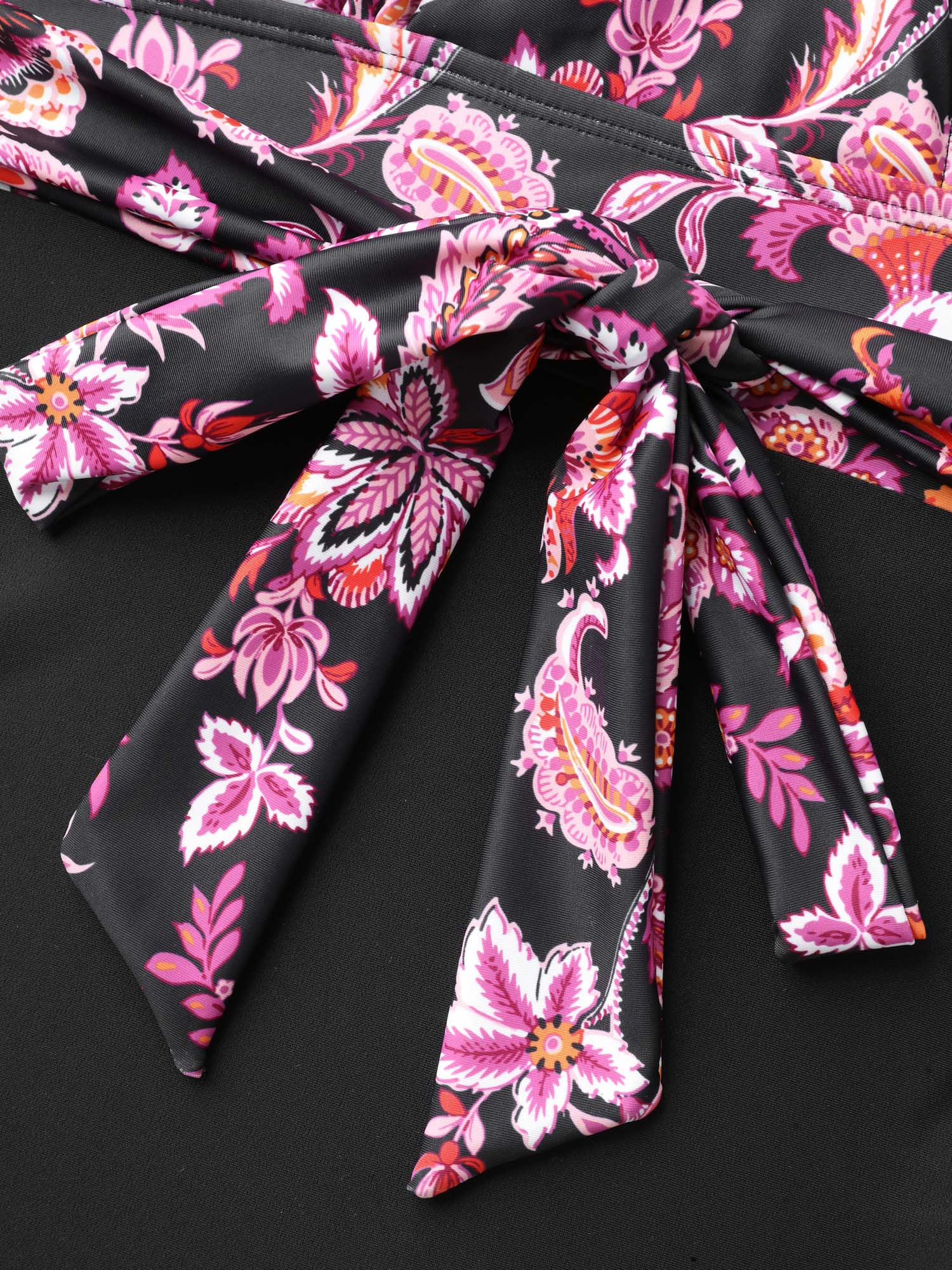 Plus Size Floral Print Front-Knot One-Piece Swimsuit Women`s Swimwear Black Beach Tie knot Curve Bathing Suits High stretch One Pieces BloomChic 30/6X 
