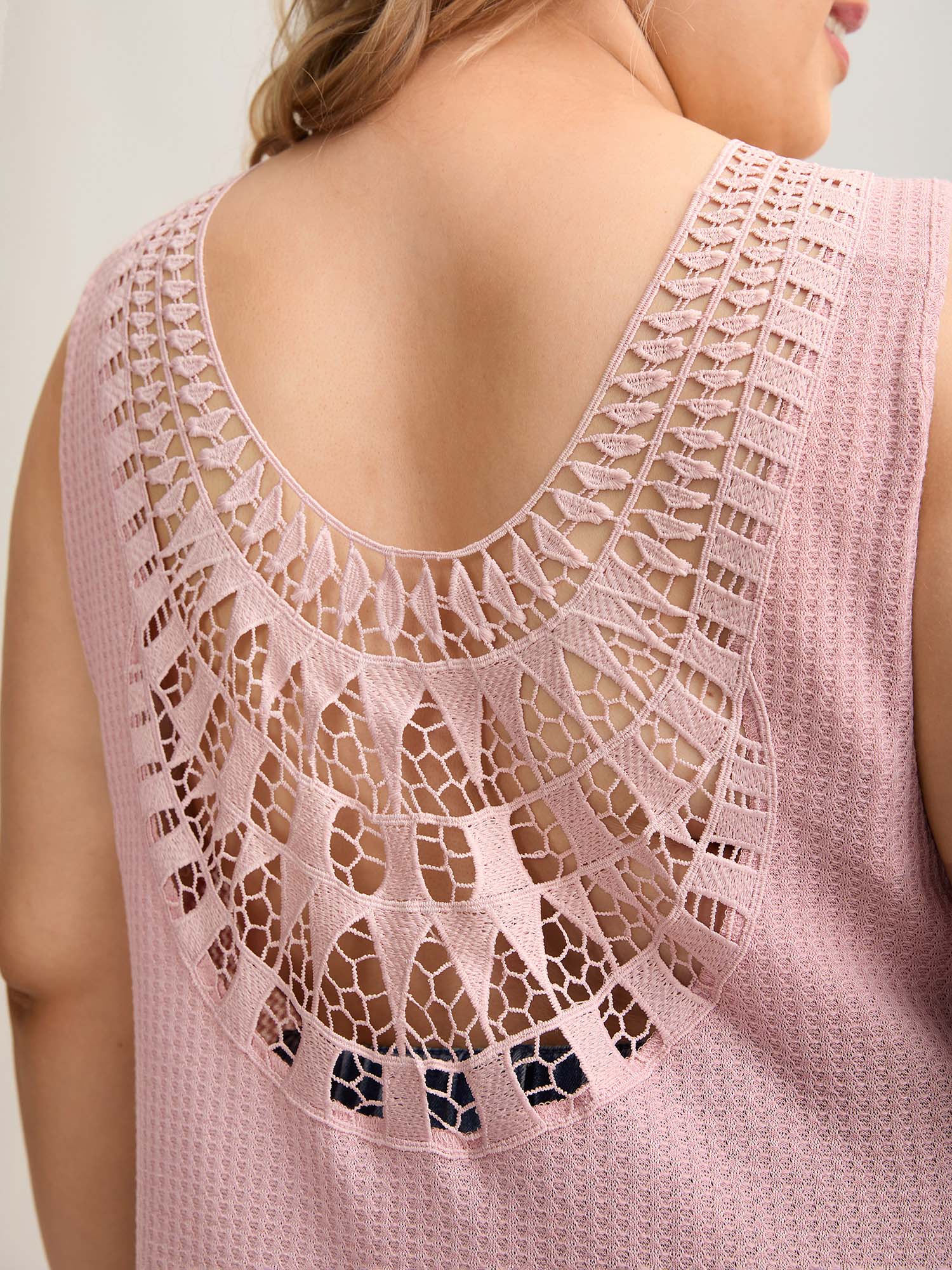Plus Size Hollow Back Slim-Fit Pleated Sleeveless Top Women Crepe Casual Texture V-neck Everyday Tank Tops Camis BloomChic 14-16/1X 