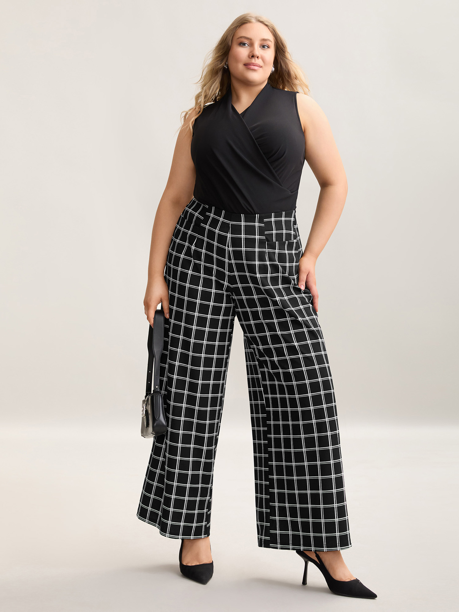 

Plus Size Plaid Pattern Stretchy Waist Wide-Leg Pants Women Black At the Office Wide Leg Mid Rise Work Pants BloomChic