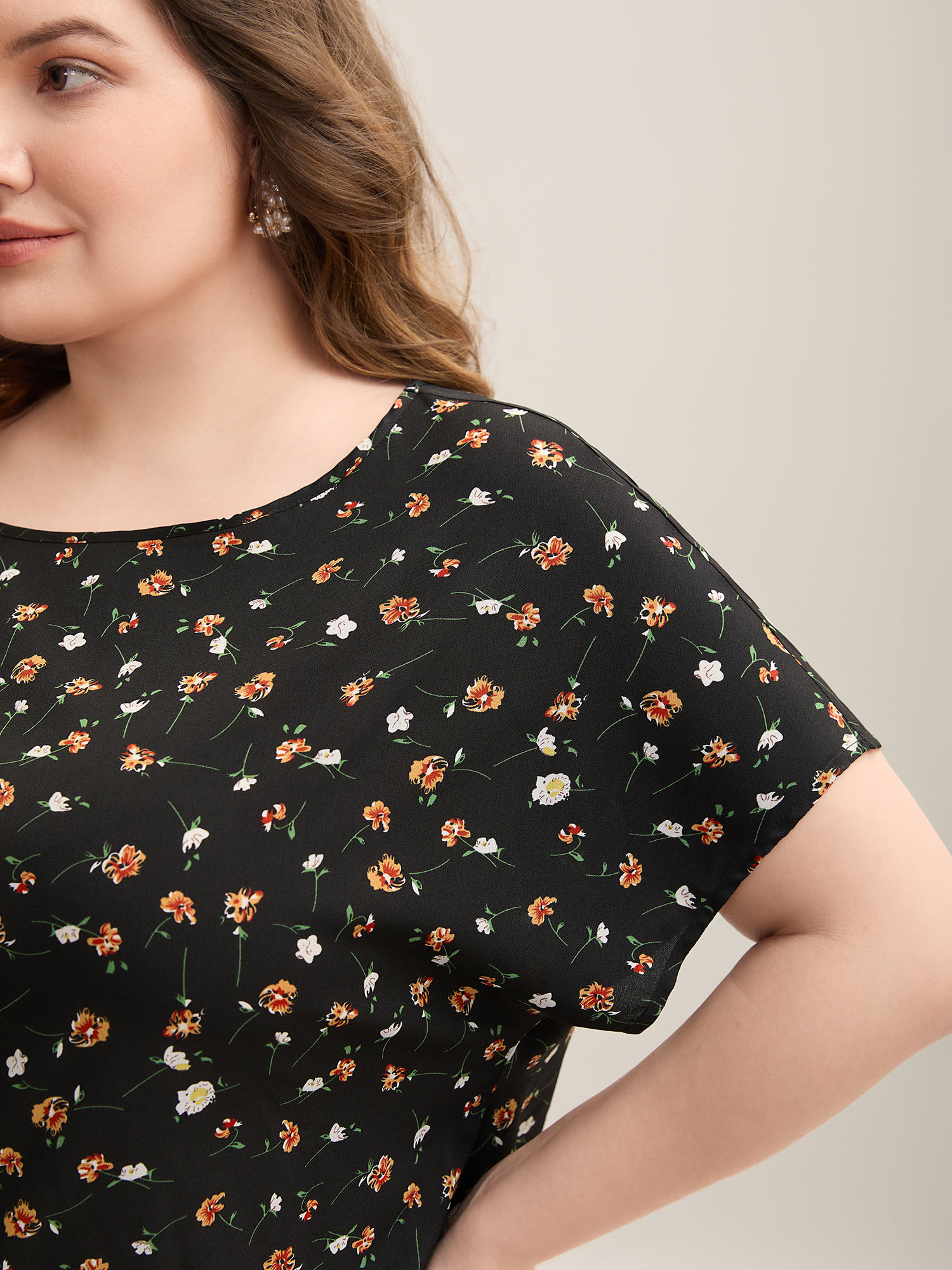 Plus Size Black Floral Print Boatneck Half Sleeve Blouse Women Elegant Short sleeve Boat Neck Everyday Blouses BloomChic 28/5X 