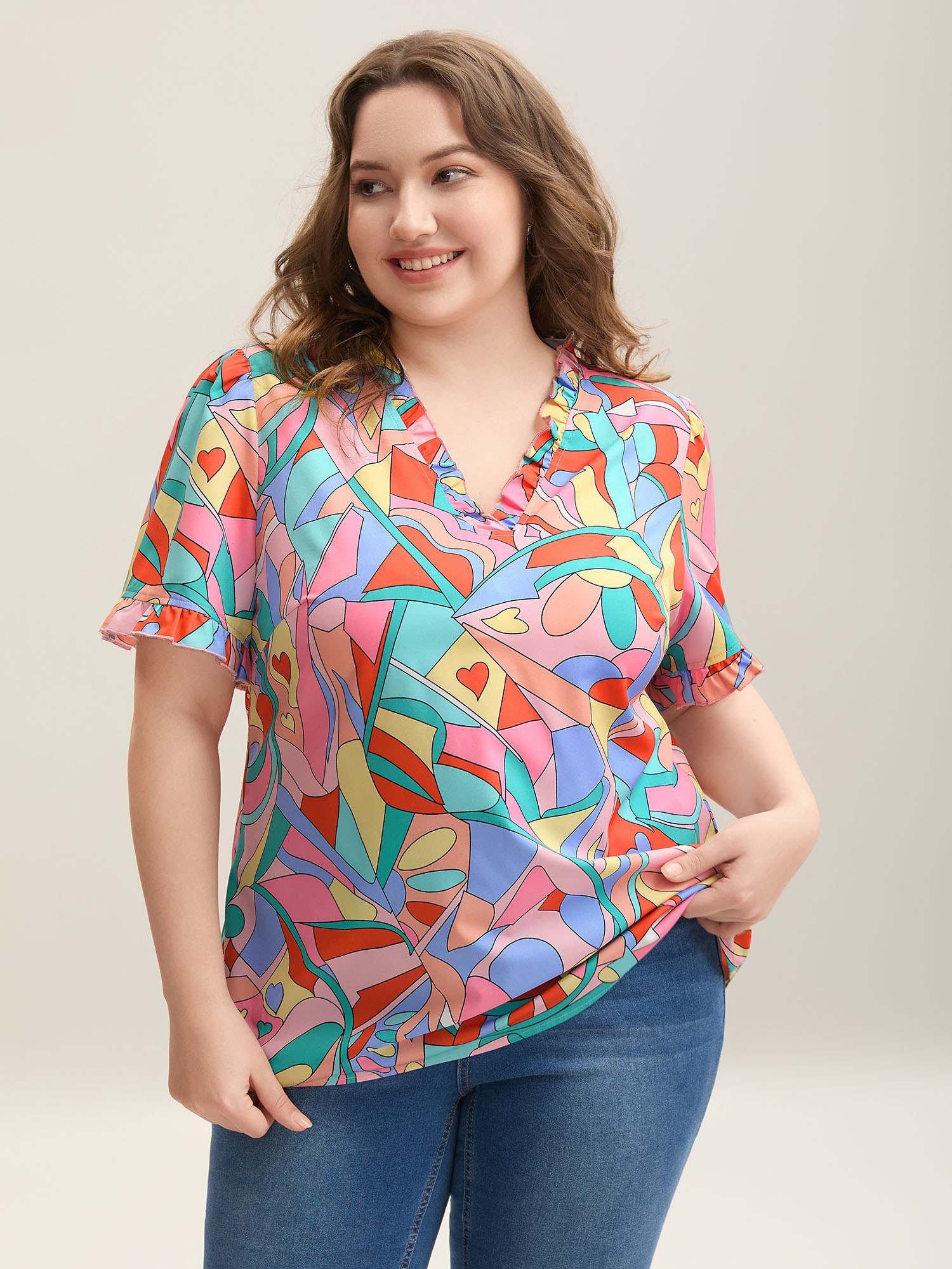 

Plus Size Multicolor Abstract Pattern Petal Trim V-Neck Blouse Women Casual Short sleeve V-neck Everyday Blouses BloomChic