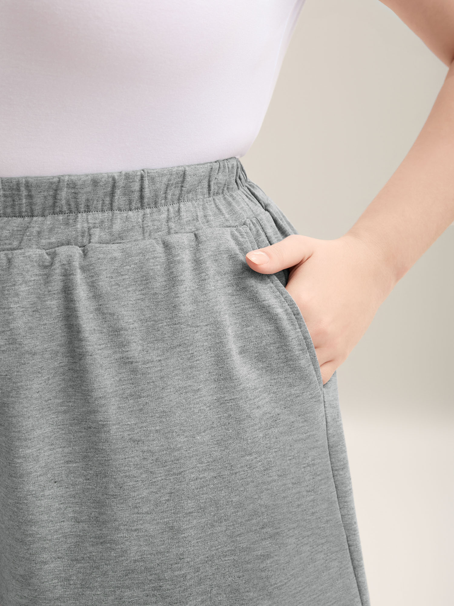 Plus Size Textured Stretchy Waist Solid Short Women LightGray Casual Loose Everyday Shorts BloomChic 10/M 