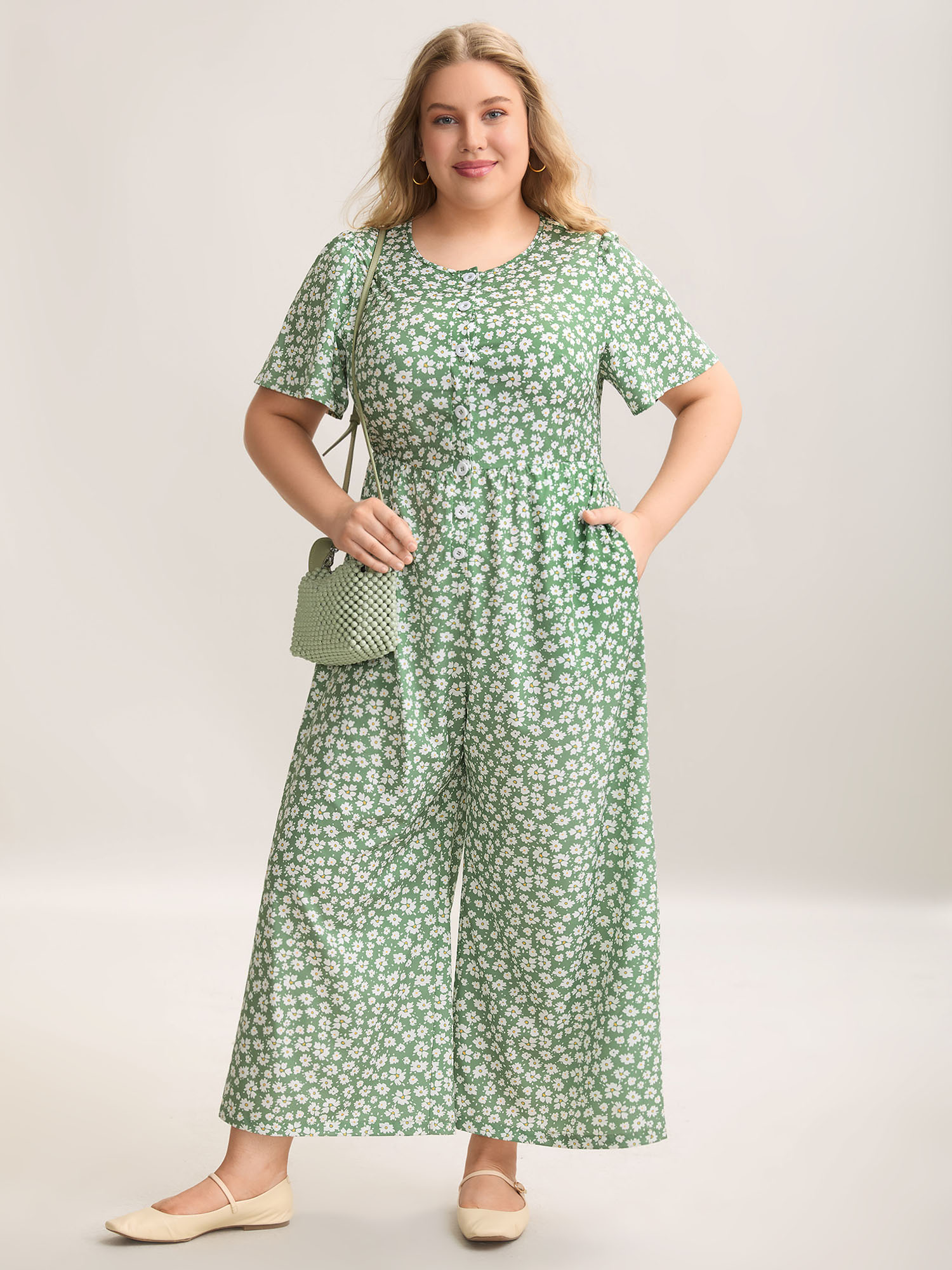 

Plus Size Greenbean Floral Print Pockets Wide-Leg Jumpsuit Women Elegant Short sleeve Round Neck Everyday Loose Jumpsuits BloomChic