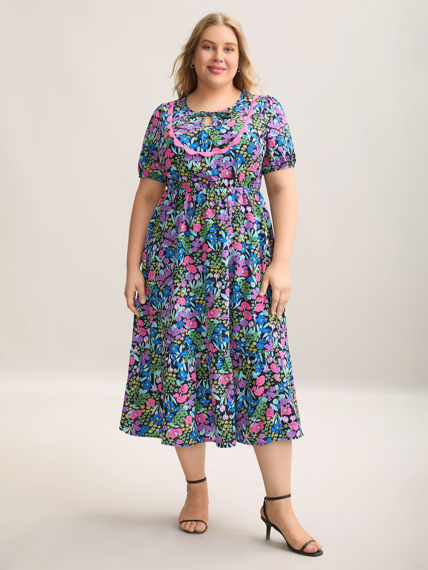 

Plus Size Floral Contrast Webbing Neck Tie Midi Dress BlackFlower Women Elegant Woven ribbon&lace trim Flat collar with V-notch Short sleeve Curvy BloomChic