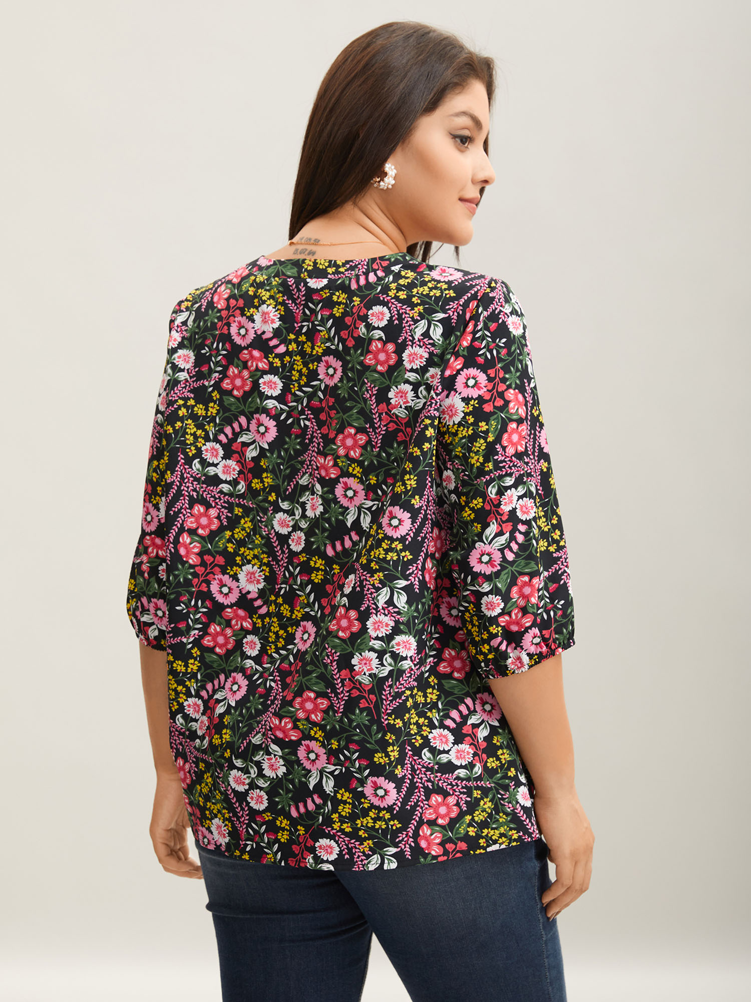 

Plus Size Black Floral Print Notched Collar Shirt Women Elegant Elbow-length sleeve Notched collar Everyday Blouses BloomChic