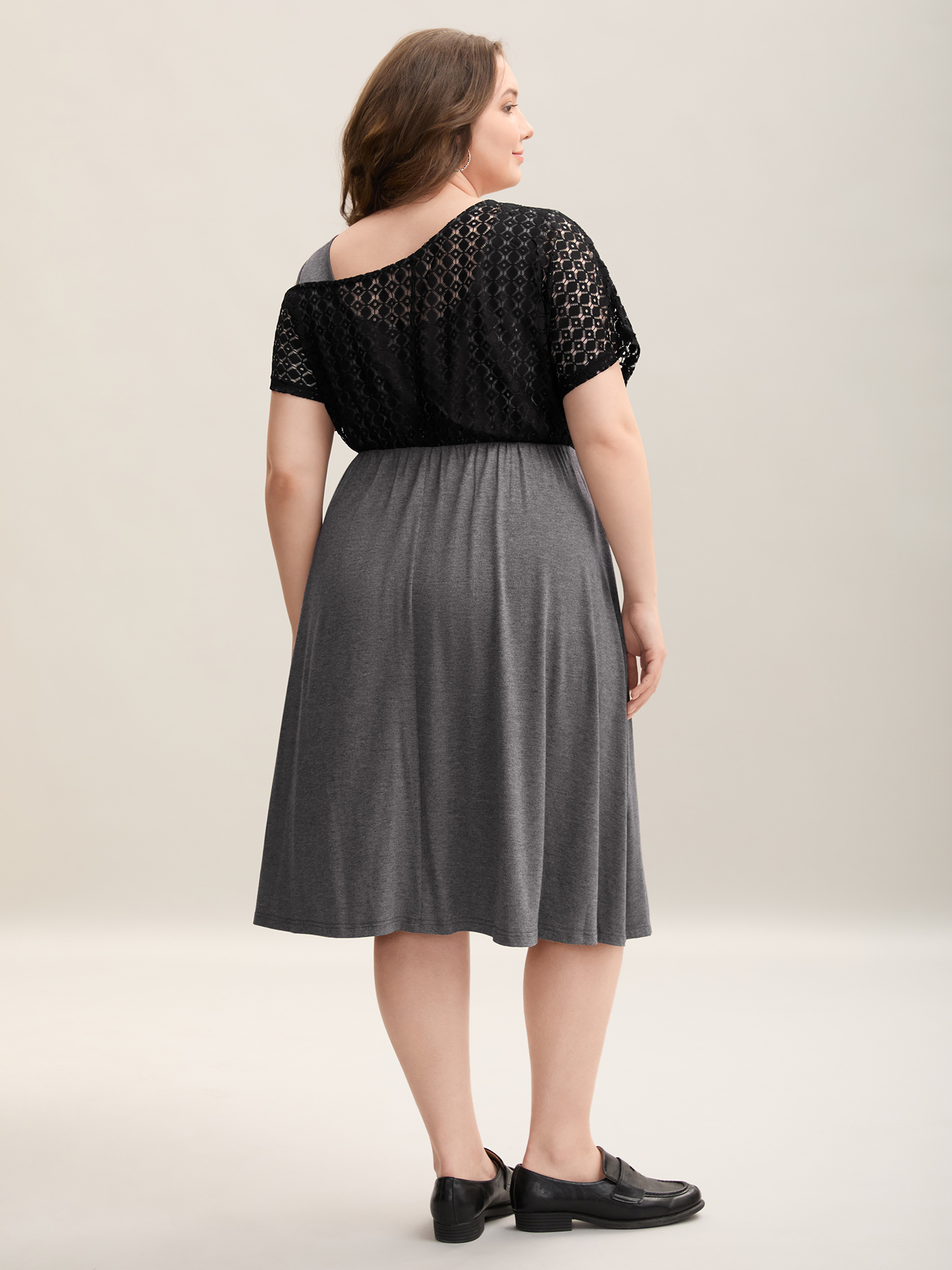 

Plus Size Plain Weave One-Shoulder Knit Midi Dress DarkGray Women Casual Texture Asymmetrical Neck Short sleeve Curvy BloomChic