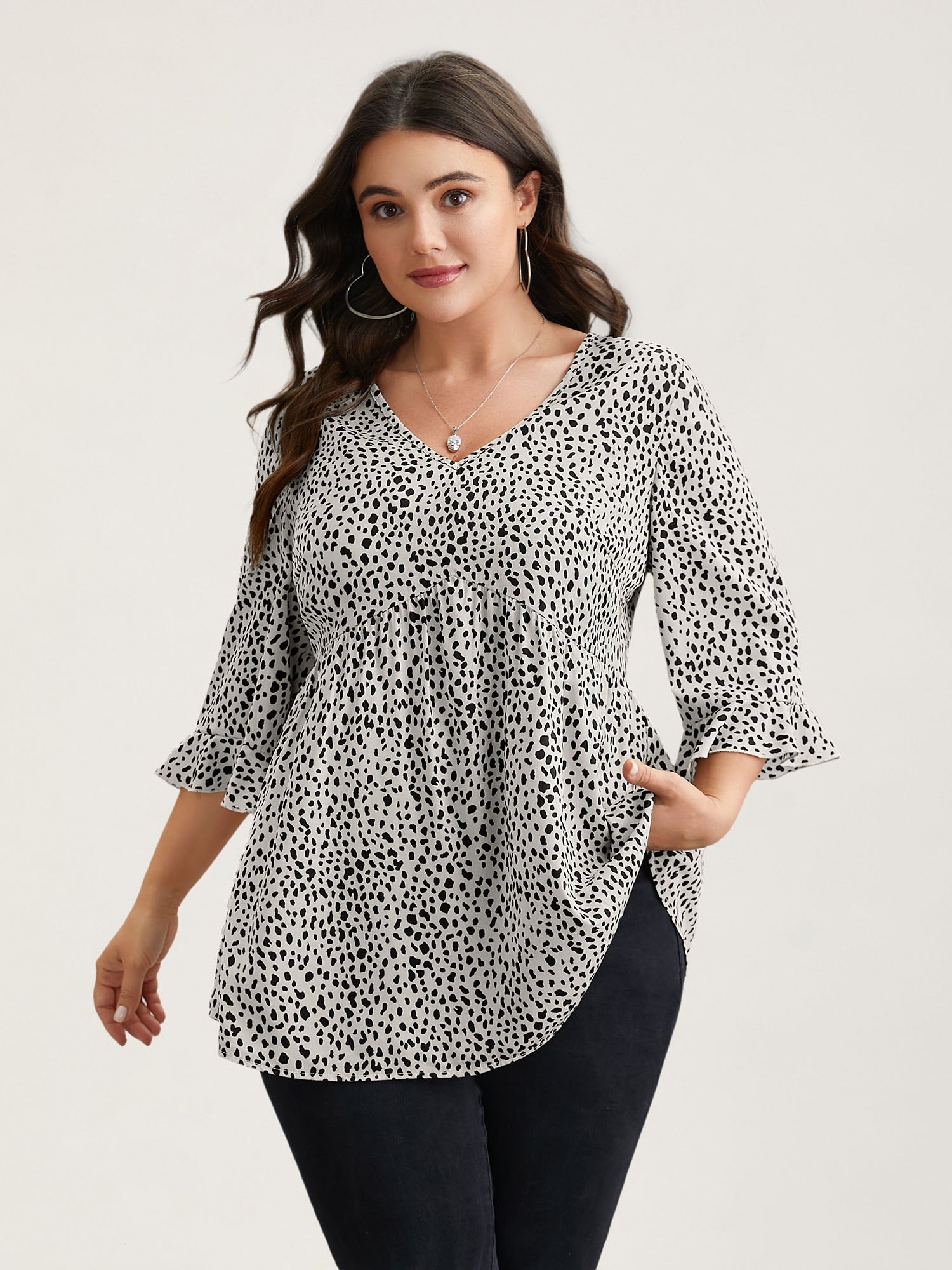 

Plus Size WhiteSmoke Leopard Print Ruffled Detail V-Neck Blouse Women Casual Elbow-length sleeve V-neck Everyday Blouses BloomChic