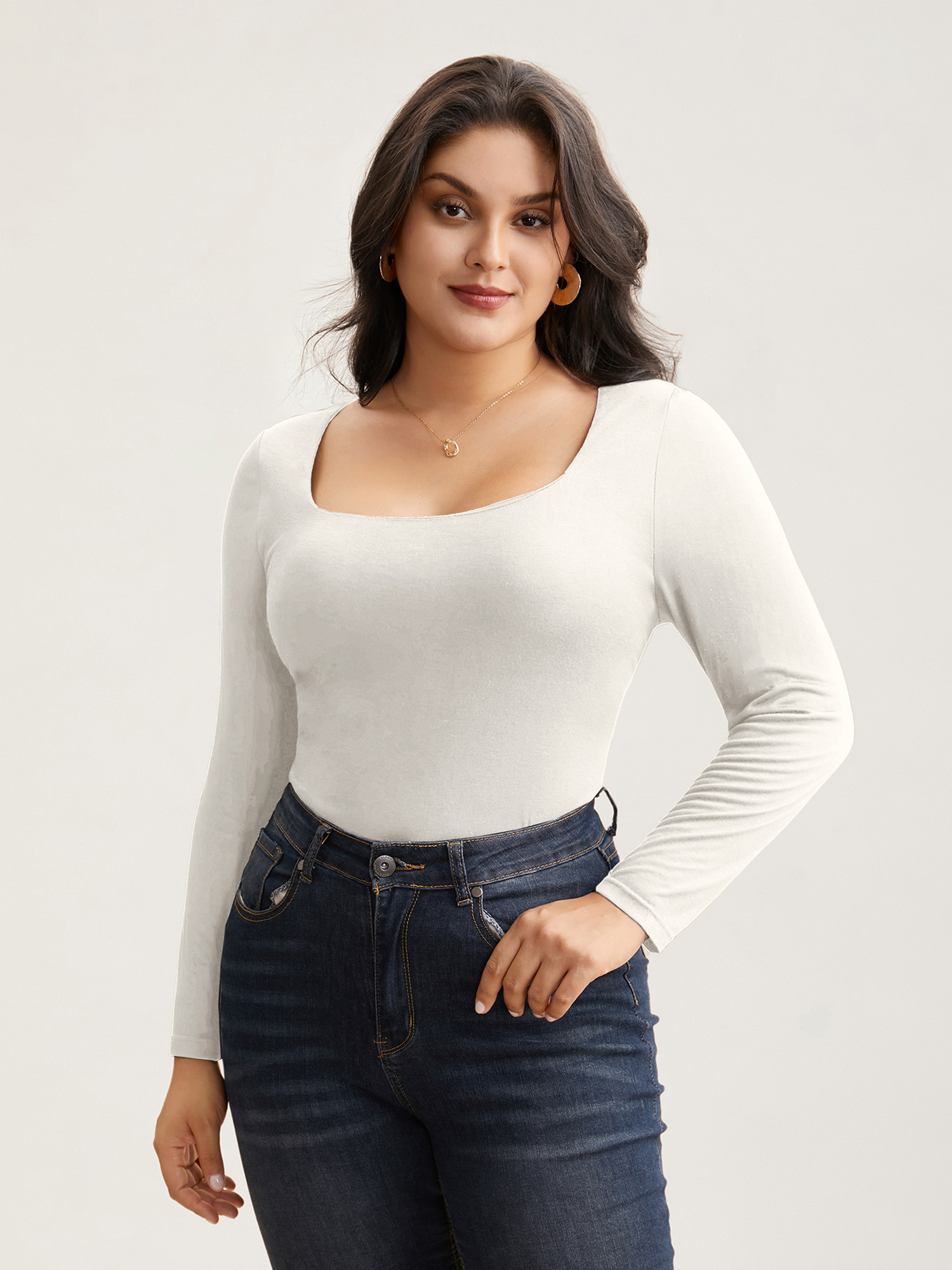 

Plus Size Supersoft Essentials Solid U Neck T-shirt WhiteSmoke Women Elegant Non U-neck Skinny Everyday T-shirts BloomChic