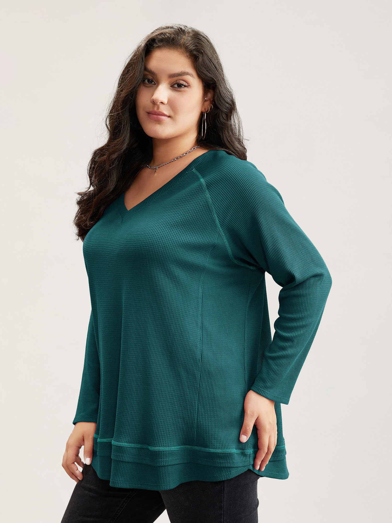 

Plus Size Plain Textured Stitch Raglan Sleeve Sweatshirt Women Cyan Casual Plain V-neck Everyday Sweatshirts BloomChic