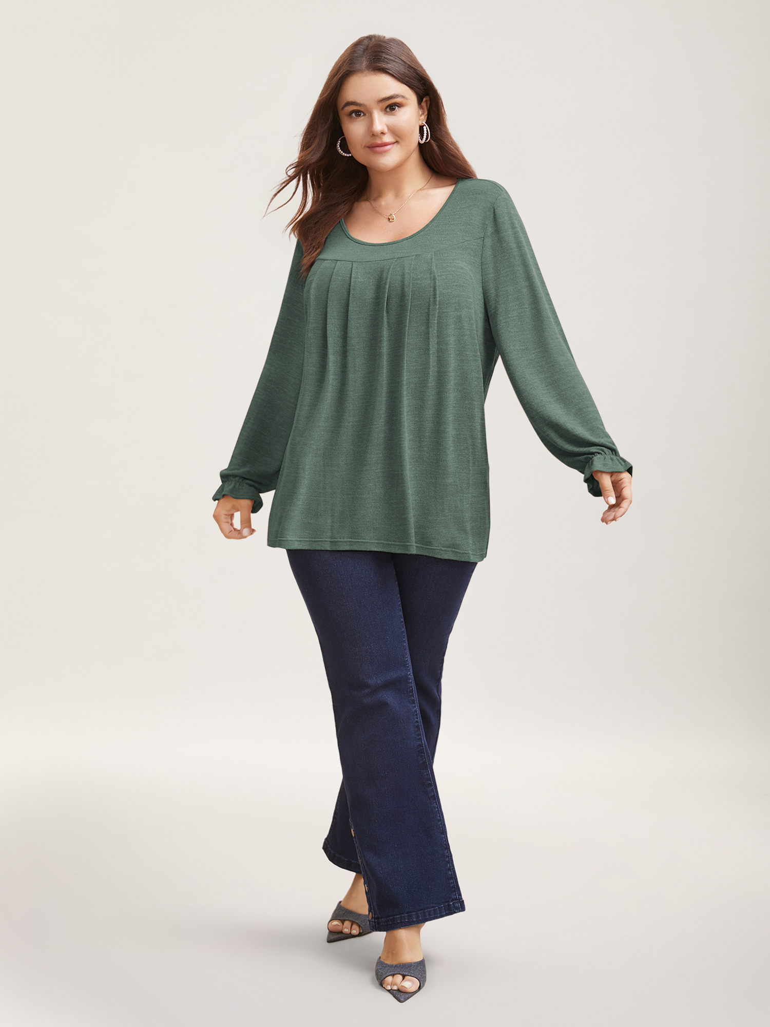 

Plus Size Round Neck Heather Pleated T-shirt Emerald Women Elegant Pleated Round Neck Loose Everyday T-shirts BloomChic