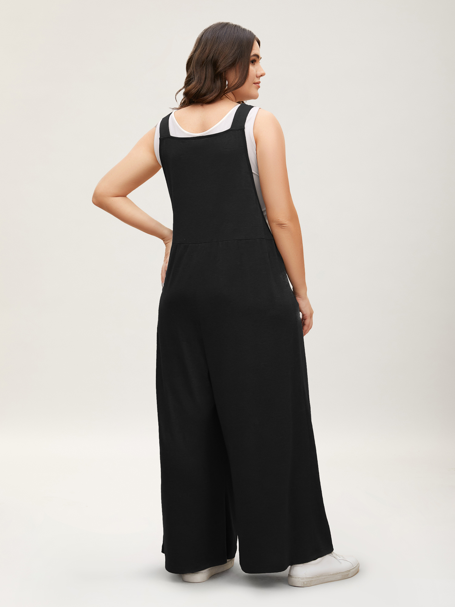 

Plus Size Black Supersoft Essentials Solid Pleated Pocket Jumpsuit Women Casual Sleeveless Non Everyday Loose Jumpsuits BloomChic