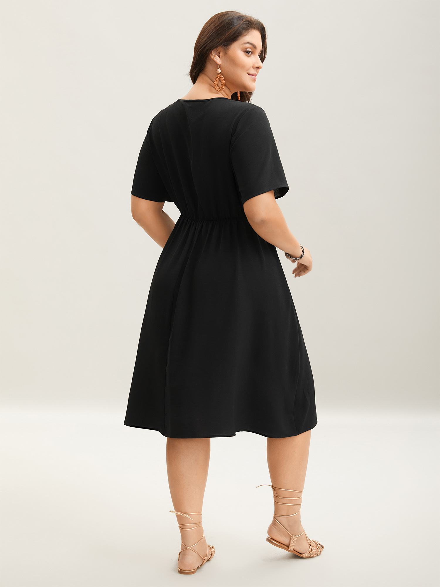 

Plus Size Floral Embroidered Waist-Cinched Midi Dress Black Women Round Neck Short sleeve Curvy BloomChic