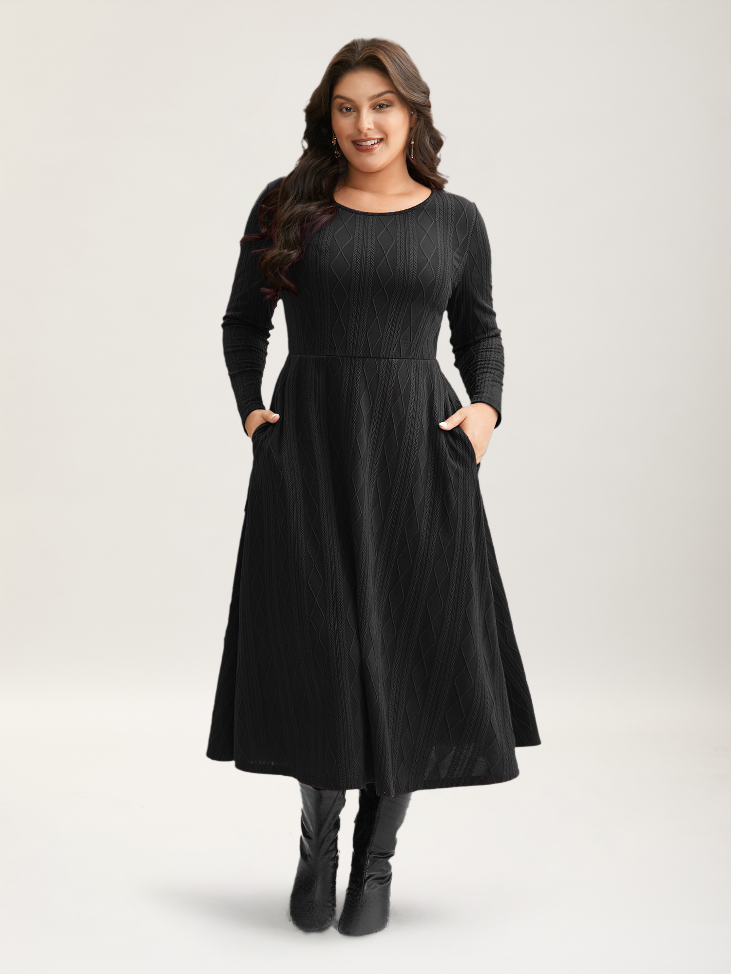 

Plus Size Textured Knit Fit-And-Flare Midi Dress Black Women Casual Texture Round Neck Long Sleeve Curvy BloomChic