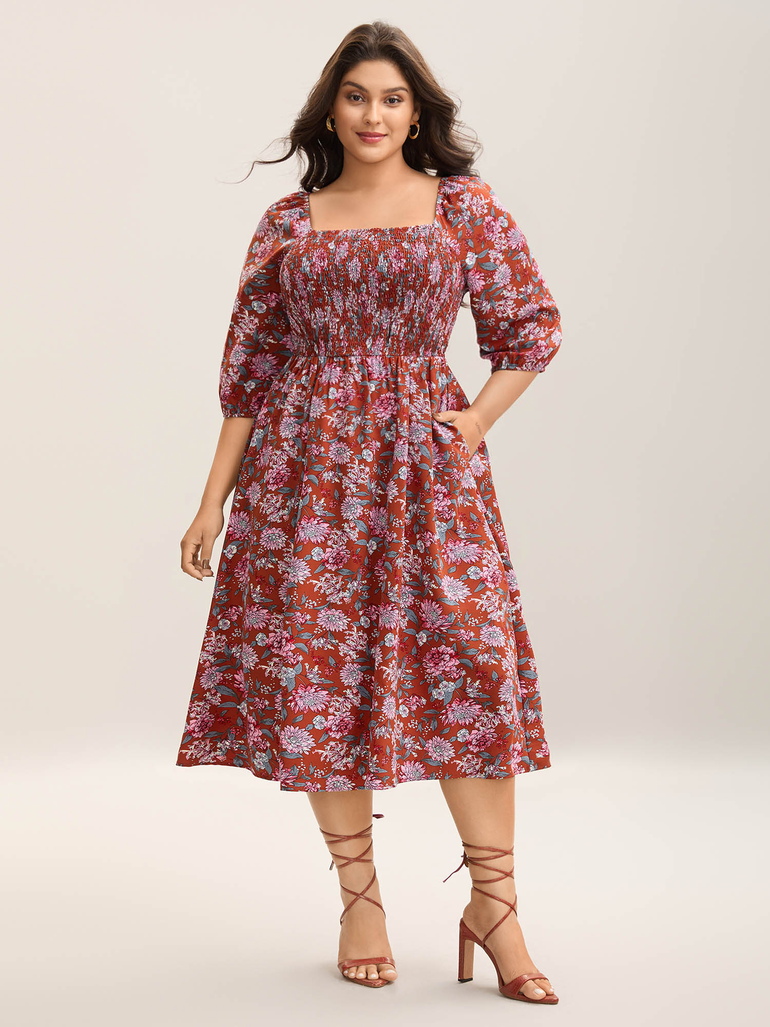 

Plus Size Flirty Floral Print Shirred Pockets Midi Dress Scarlet Women Elegant Square Neck Elbow-length sleeve Curvy BloomChic