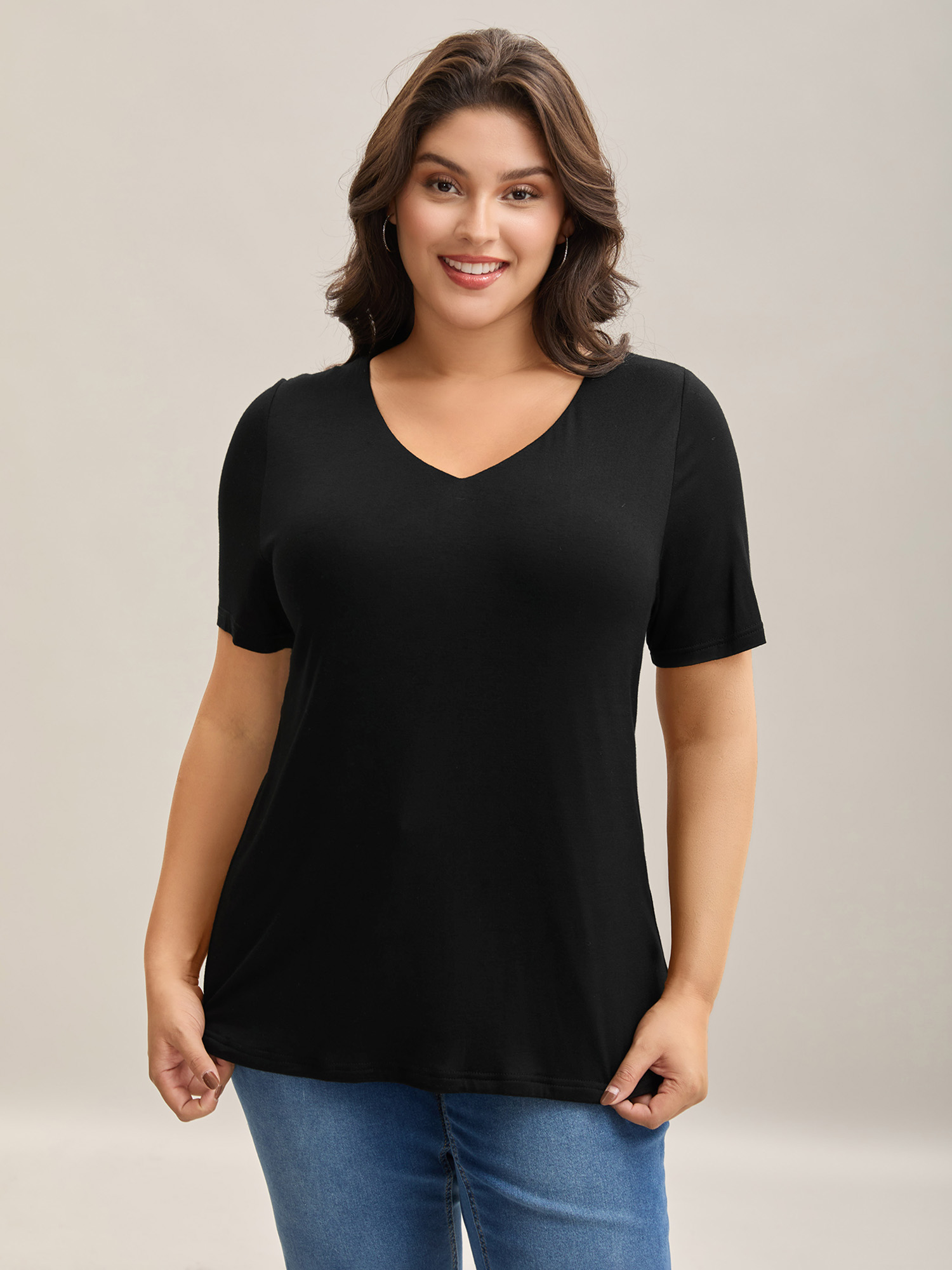 

Plus Size Supersoft Fitted V-Neck T-Shirt Black Women Casual Non V-neck Everyday T-shirts BloomChic