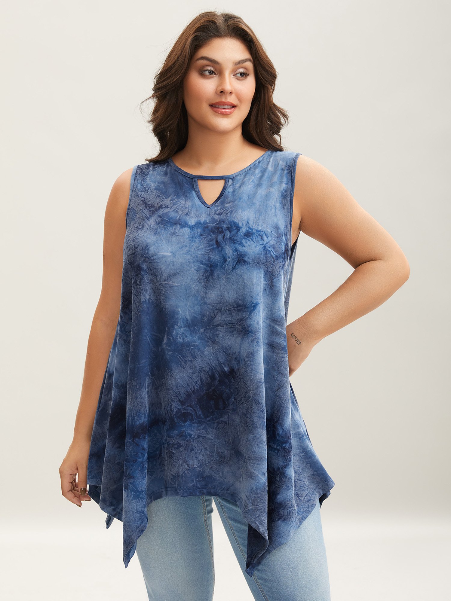 

Plus Size Tie-Dye Keyhole Long Tank Top Women Mediumblue Casual Cut-Out Notched collar Everyday Tank Tops Camis BloomChic