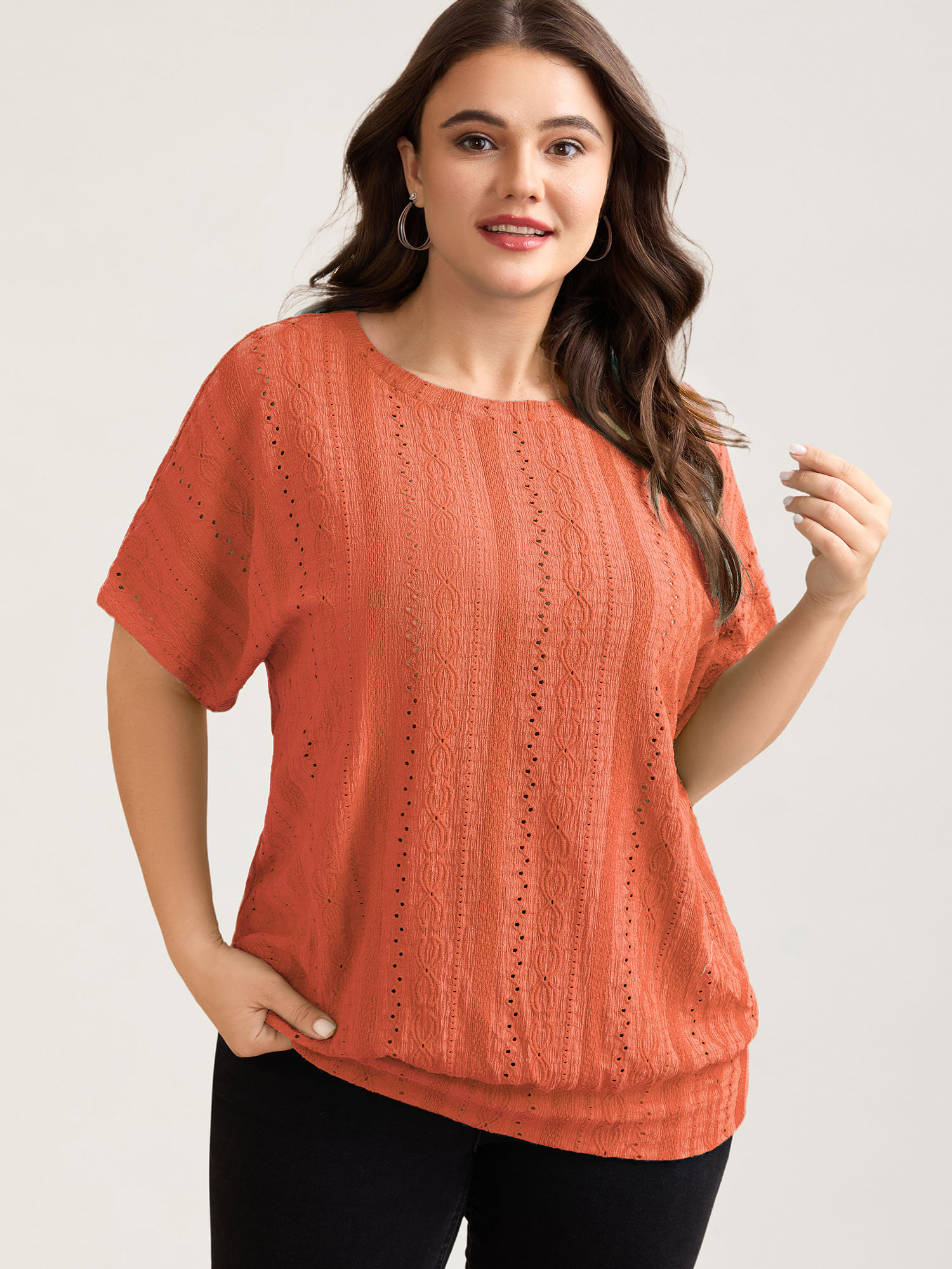 

Plus Size Eyelet Trim Stretchy Textured Plain Top Coral Round Neck Short sleeve Casual Jersey Tops