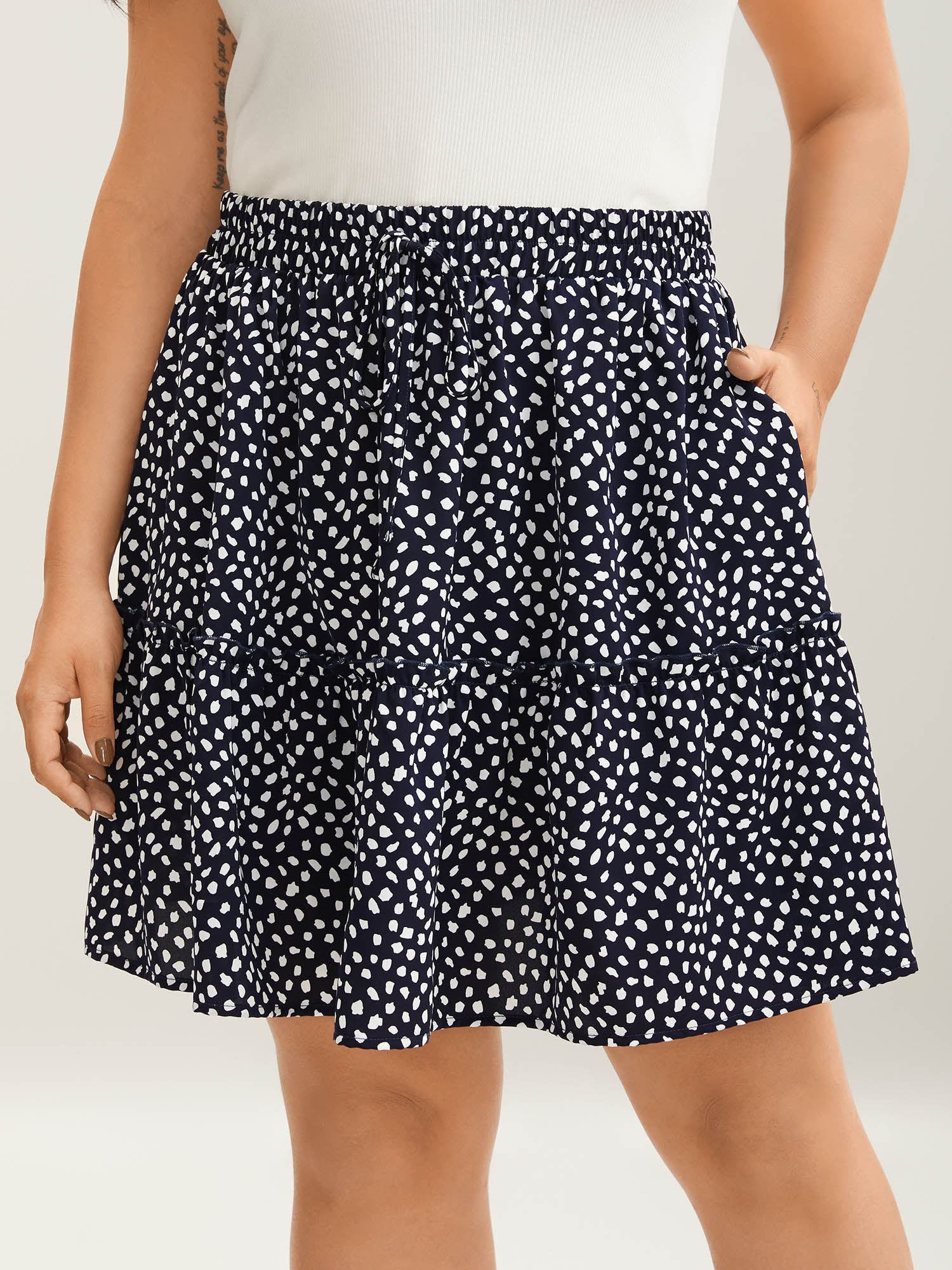 

Plus Size Polka Dot Print Tiered Mini Skirt Women Indigo Elegant Drawstring Bodycon Low stretch Slanted pocket Everyday-Elegant Skirts BloomChic