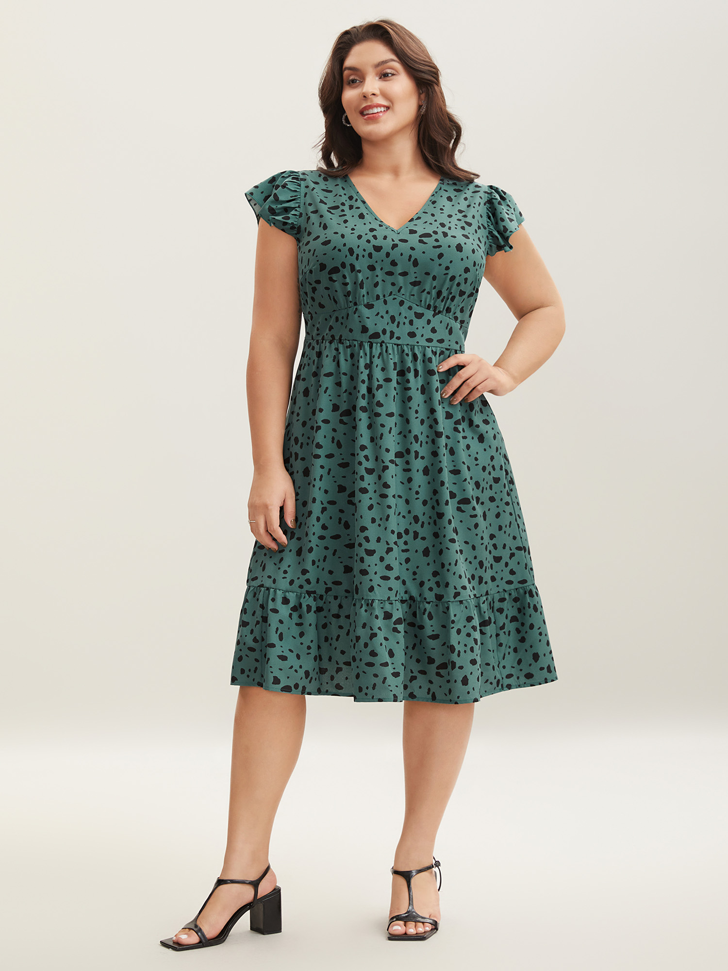 

Plus Size Animal Print Waist-Defining Midi Dress Emerald Women V-neck Cap Sleeve Curvy BloomChic