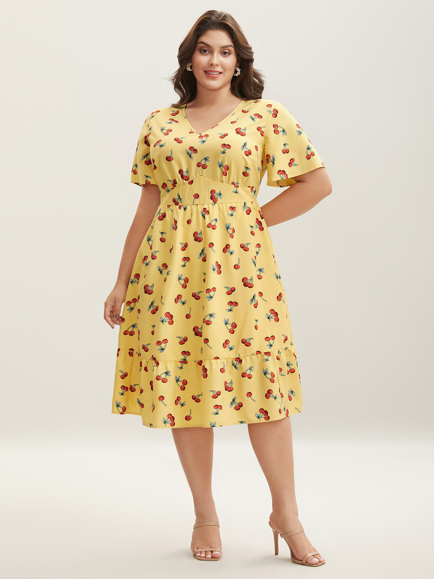 

Plus Size Cherry Print Stretchy Cinched-Waist Midi Dress Lemonyellow Women V-neck Short sleeve Curvy BloomChic