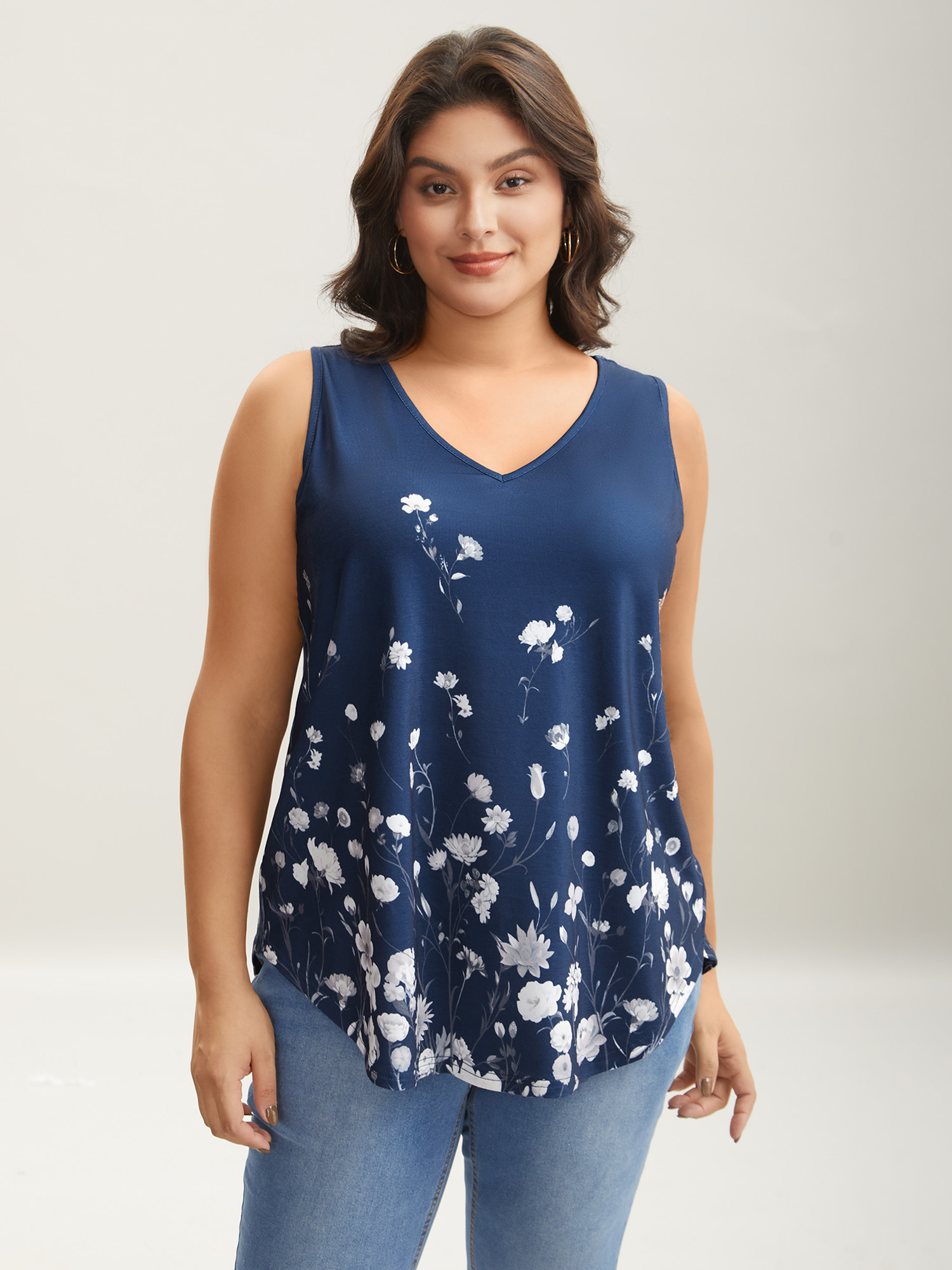 

Plus Size Blooming Flowers Print Stretchy Vest Women Indigo Elegant Non V-neck Everyday Tank Tops Camis BloomChic