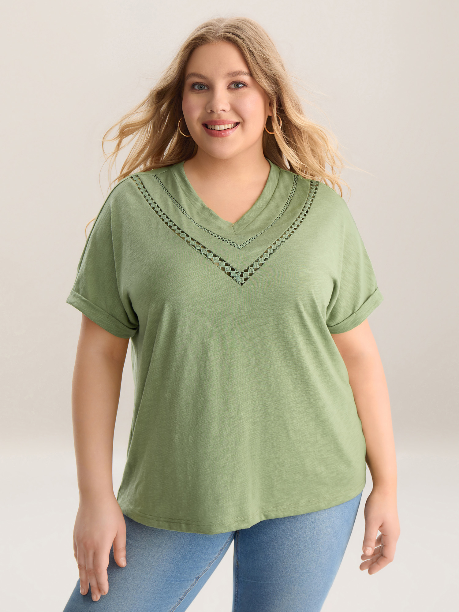 

Plus Size Bamboo Fabric Lace Trim Flowy T-Shirt Greenbean Women Woven ribbon&lace trim V-neck Everyday-Casual T-shirts BloomChic