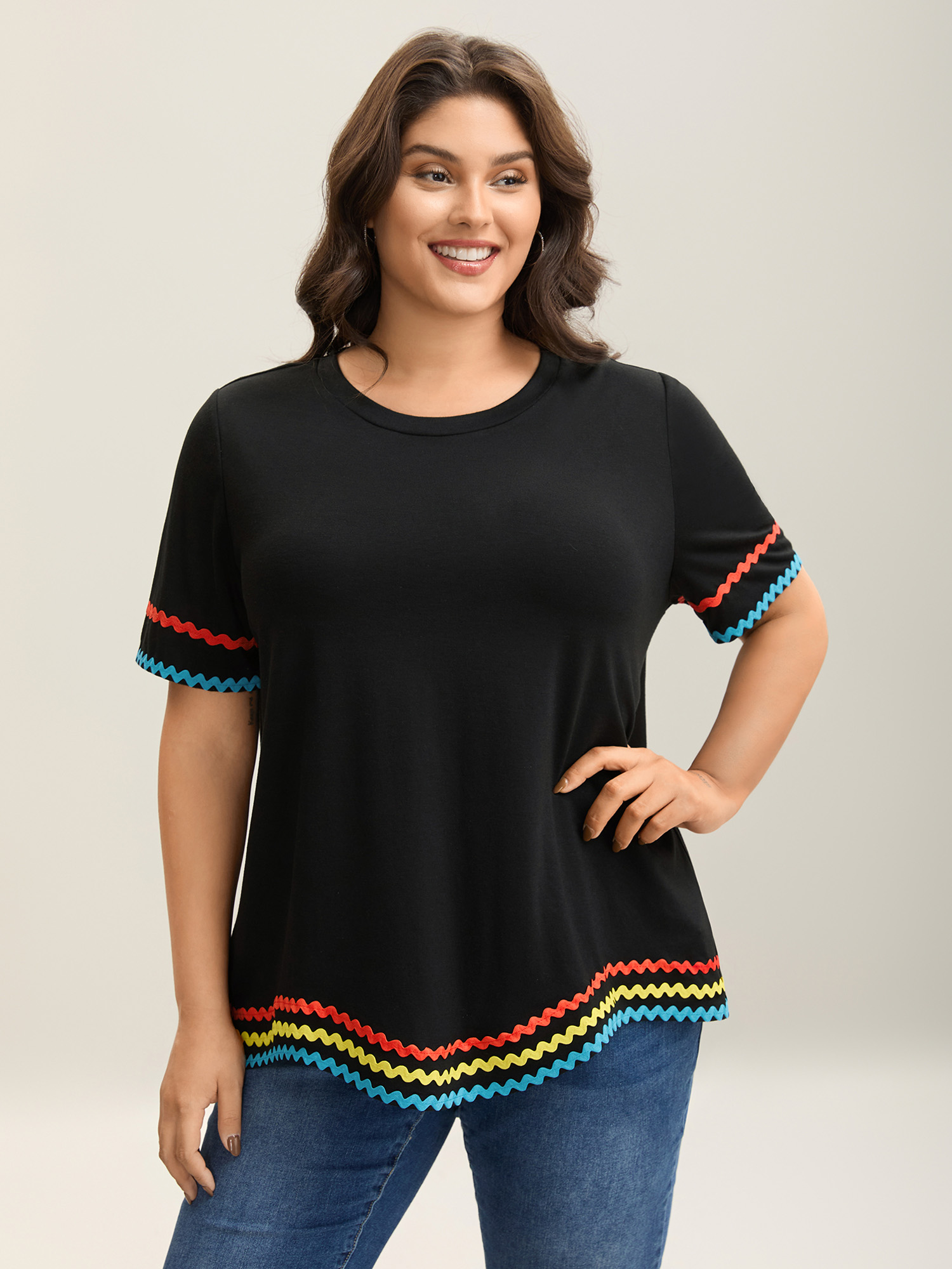 

Plus Size Multi-Color Webbed Crew Neck Plain T-Shirt Black Women Woven ribbon&lace trim Round Neck Vacation T-shirts BloomChic