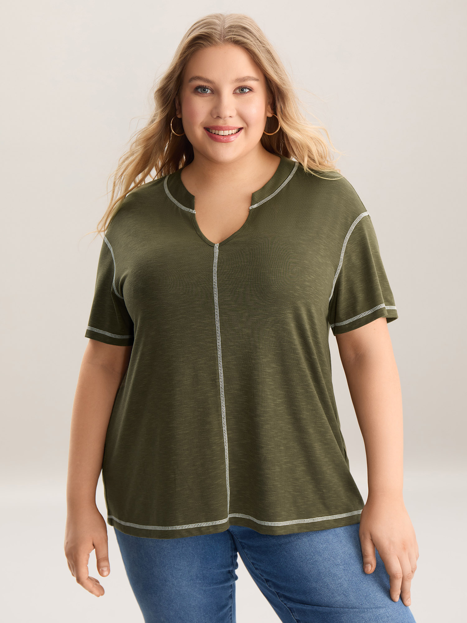 

Plus Size Color Contrast Trim Notched Collar T-Shirt ArmyGreen Women Topstitching Notched collar Everyday-Casual T-shirts BloomChic