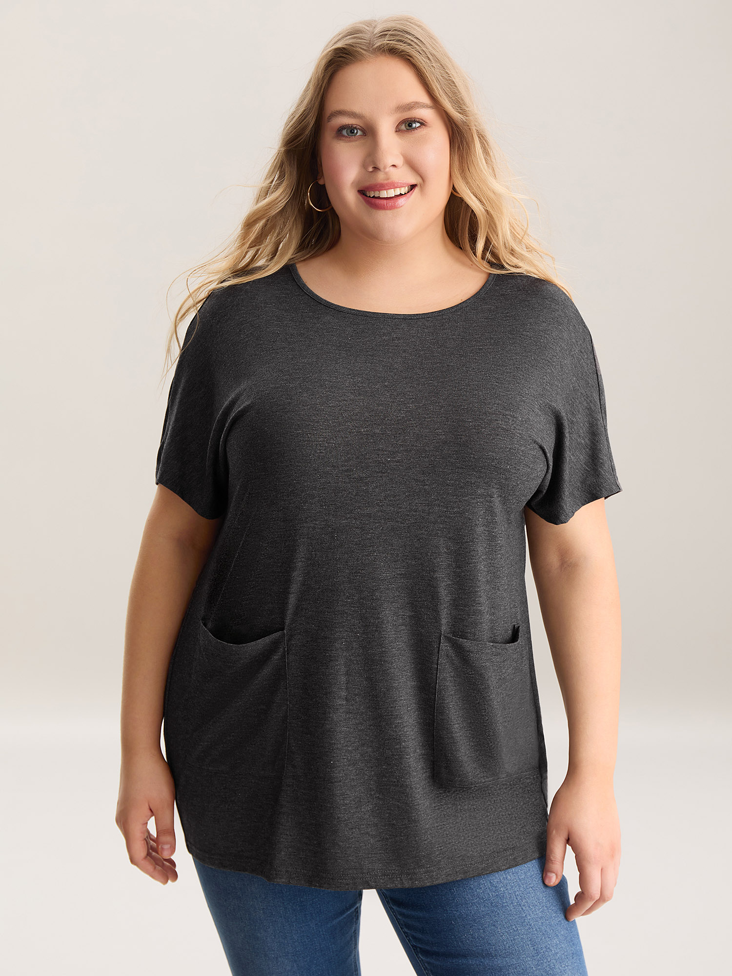 

Plus Size Stretchy Knit Pockets Curvy-Fit T-Shirt DimGray Women Non Round Neck Loose Everyday-Casual T-shirts BloomChic