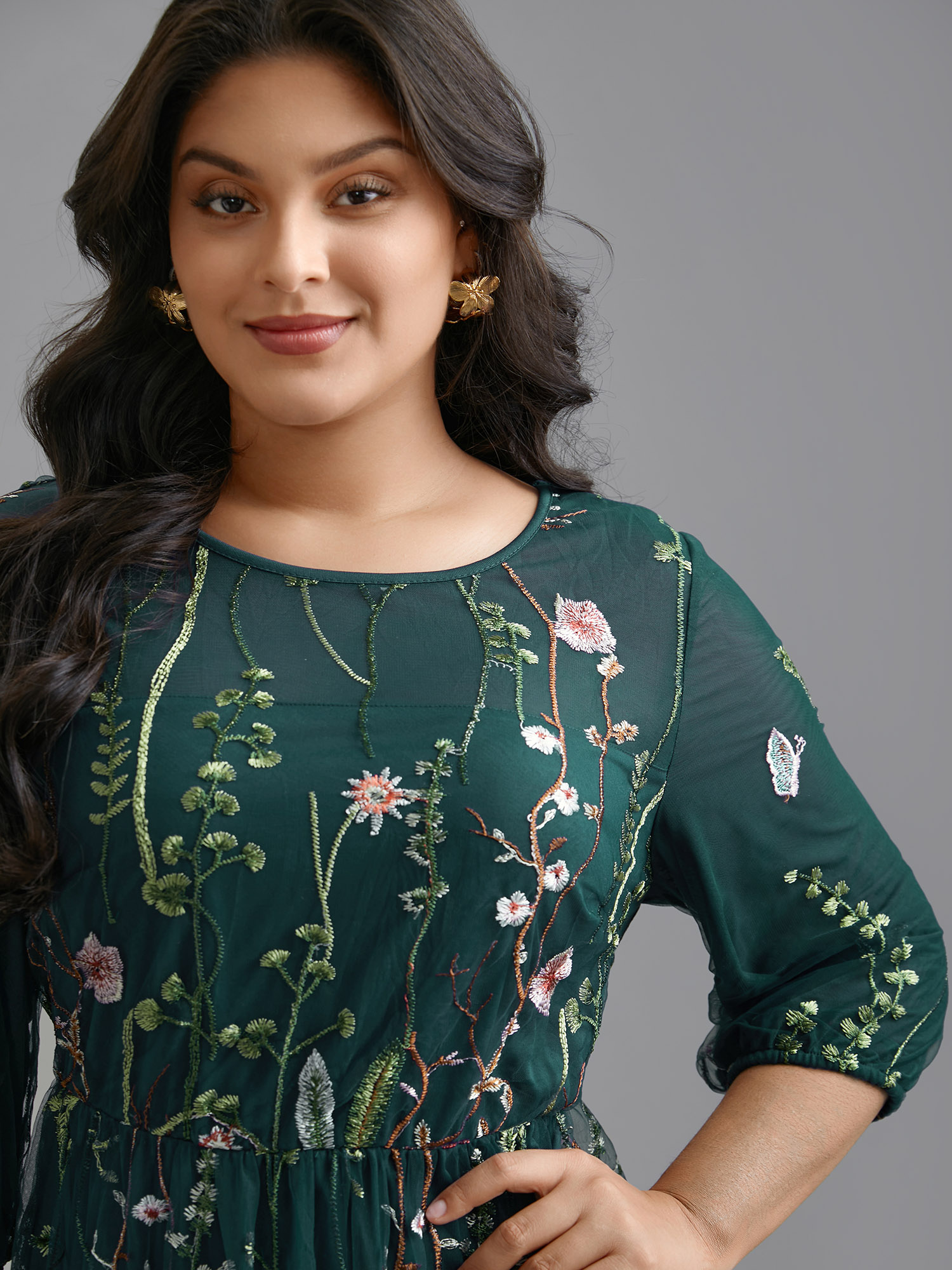 Side view of BloomChic Women's Plus Size Floral Embroidered Elastic Waist Lined Midi Dress DarkGreen Party Midi Mesh Panel Round Neck 18-20/2X