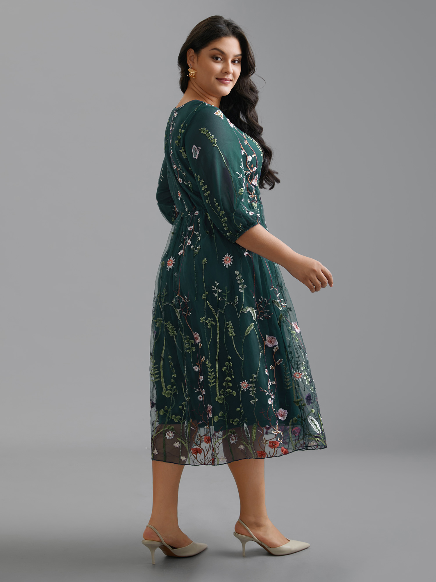 Side view of BloomChic Women's Plus Size Floral Embroidered Elastic Waist Lined Midi Dress DarkGreen Party Midi Mesh Panel Round Neck 18-20/2X