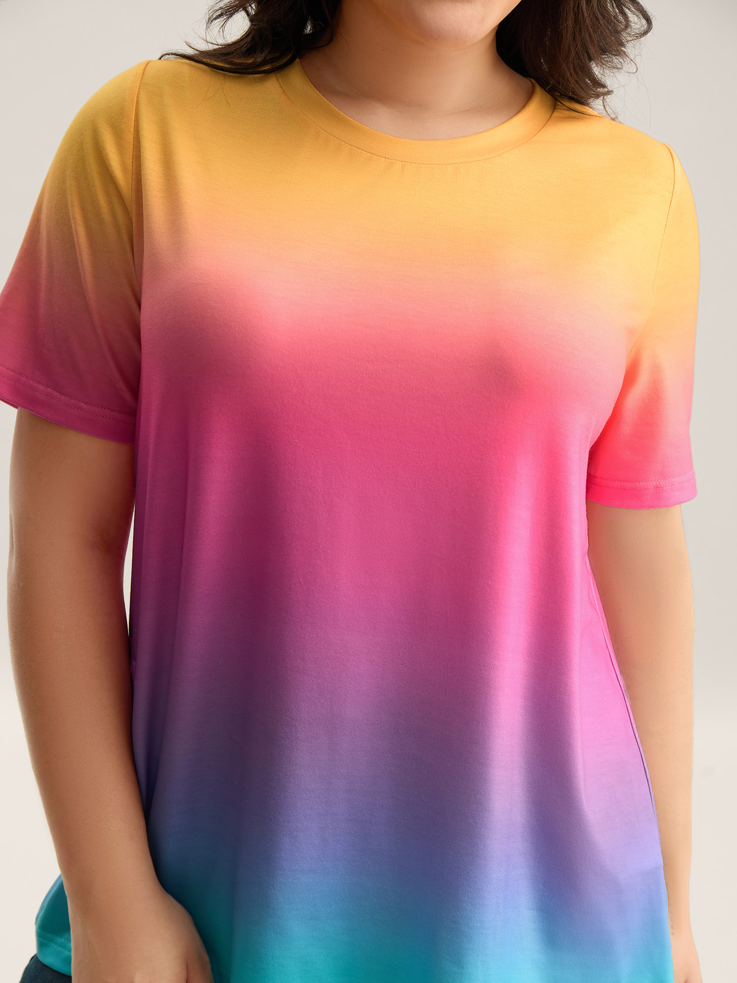 BloomChic Plus Size Ombre Gradient Crew Neck Curvy T-Shirt - Women's Multicolor Solid Round Neck Comfort Midsection Fit Long Sleeve Playful T-shirts 14/M