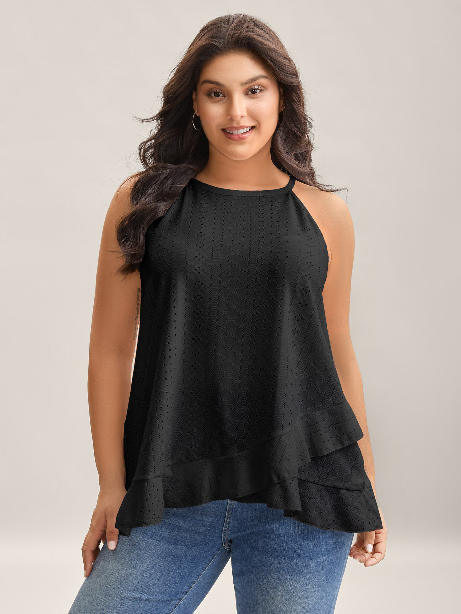 BloomChic Women's Plus Size Textured Knit Overlap Hem Tank Top Black Everyday-Casual Relaxed Fit Boxy Round Neck 18-20/2X