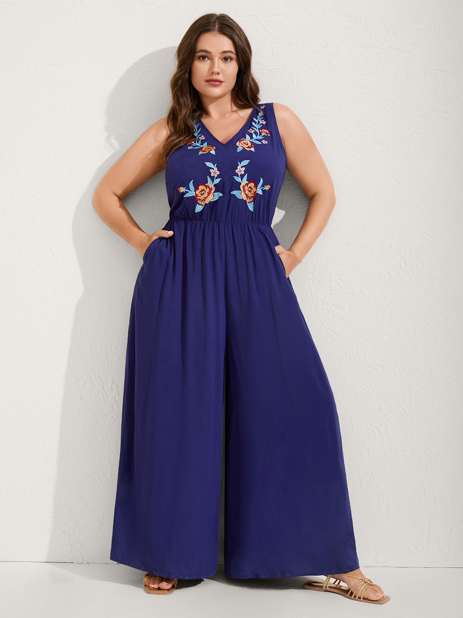 BloomChic Women's Plus Size Rayon Floral Embroidery Stretchy Waist Jumpsuit Indigo Vacation 10/M