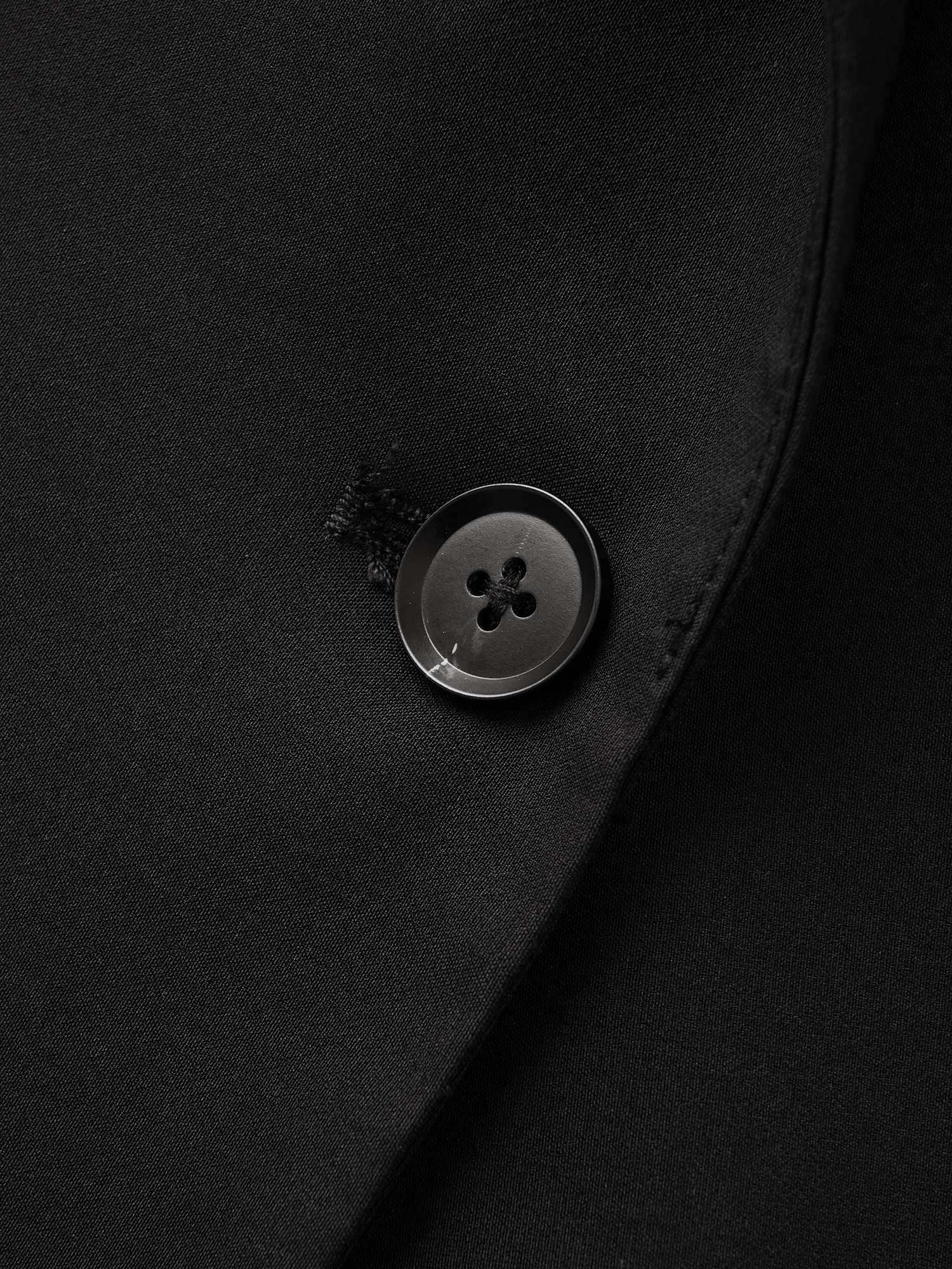 Side view of BloomChic Women's Plus Size Stretch Woven Pocket Slim-Fit Blazer Black not graphics Non Sleeve Extra Long Sleeve 14-16/1X
