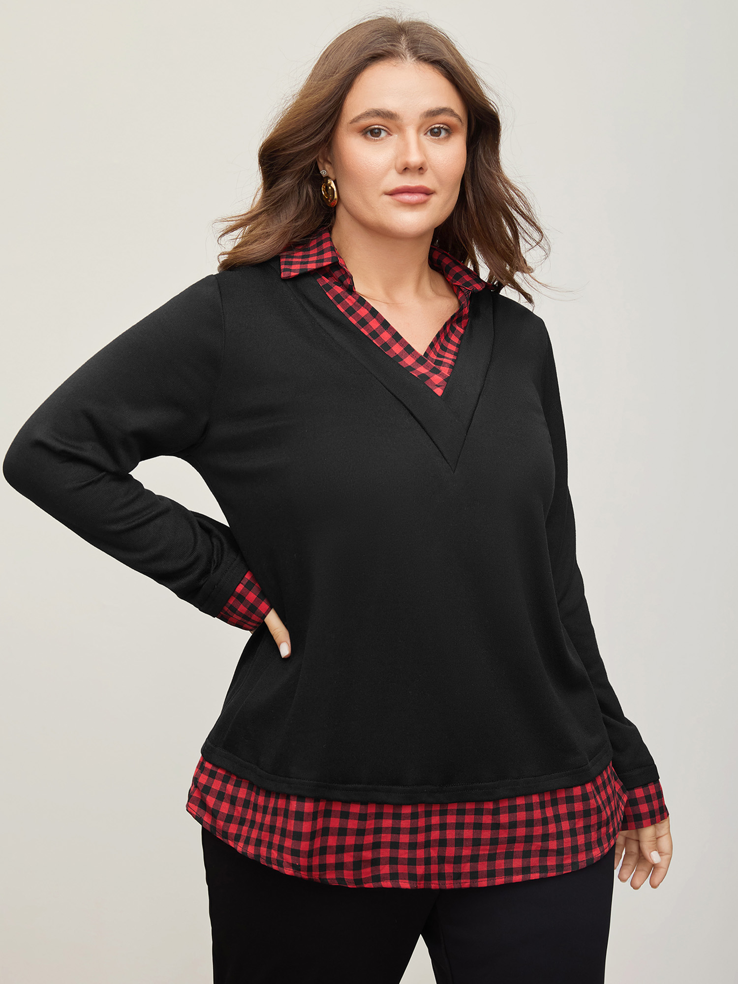 BloomChic Women's Plus Size Gingham Patchwork Shirt Collar Arc Hem Sweatshirt Multicolor not graphics Office V-Neck 30/6X