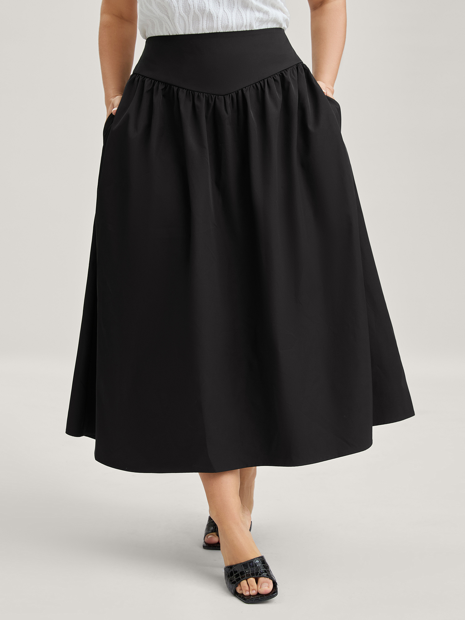 BloomChic Women's Plus Size Wide Cinched-Waist Solid Midi Skirt Black Ruched A-line Everyday-Elegant 14-16/1X