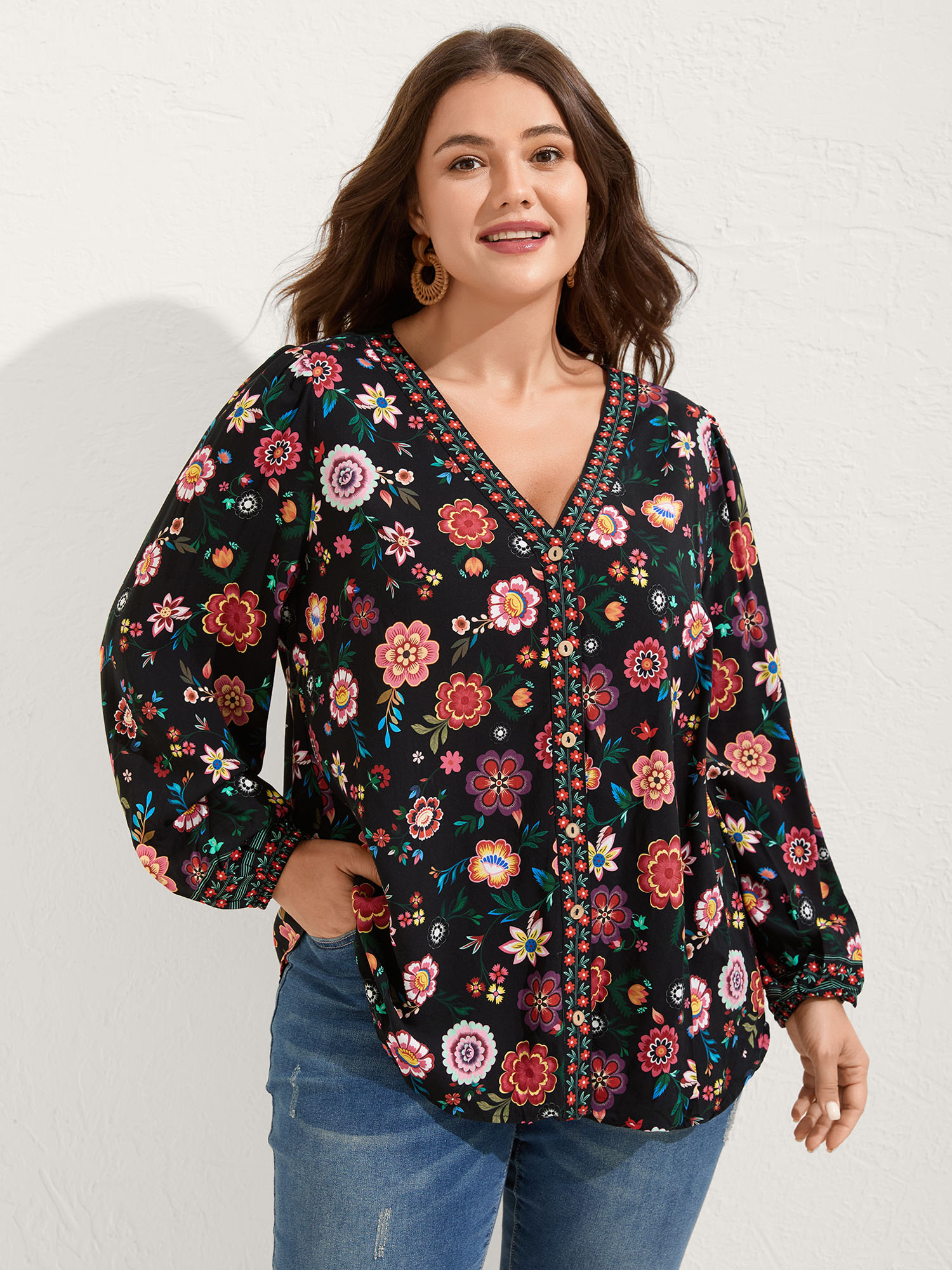 BloomChic Women's Plus Size Rayon Colorful Button Front Shirt Black Vacation Long Sleeve 10/M