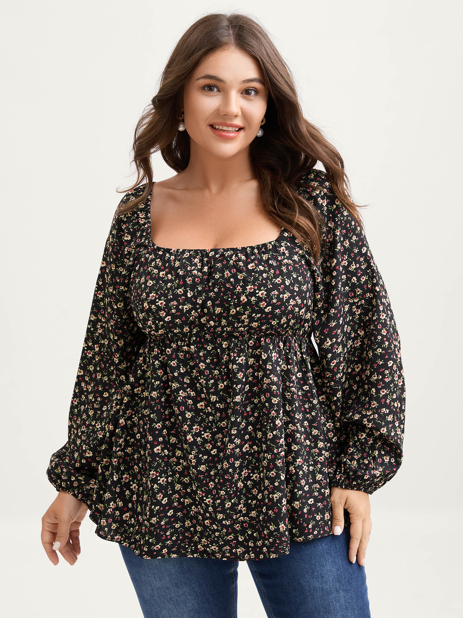 BloomChic Women's Plus Size Floral Print Shirred Bodice Puff Sleeve Blouse Black Ditsy Floral Everyday-Elegant Long Sleeve Square Neck 30/6X