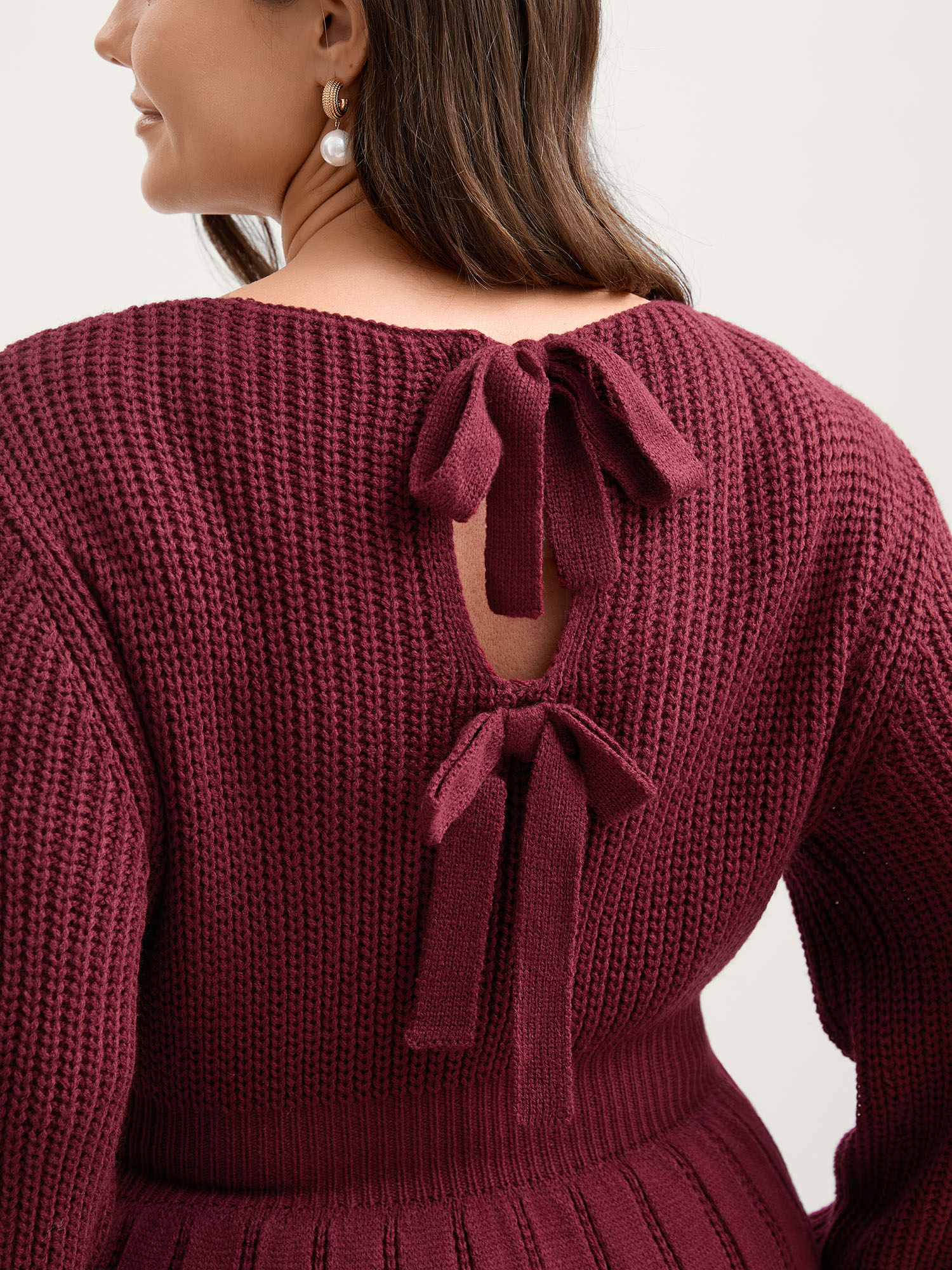 BloomChic Women's Plus Size Backless Ties Textured Cinched Pullover Deepred Long Sleeve 12/L