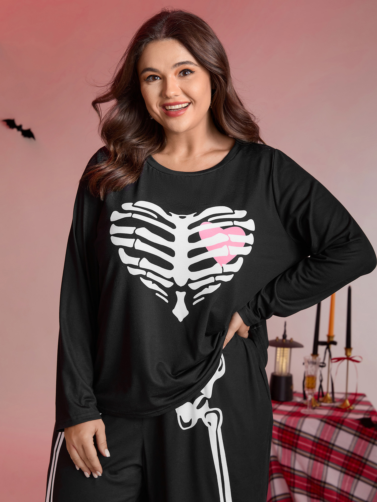 Side view of BloomChic Women's Plus Size Hearty Skull Print Loungewear Set Black Non Long Sleeve Non 14-16/1X