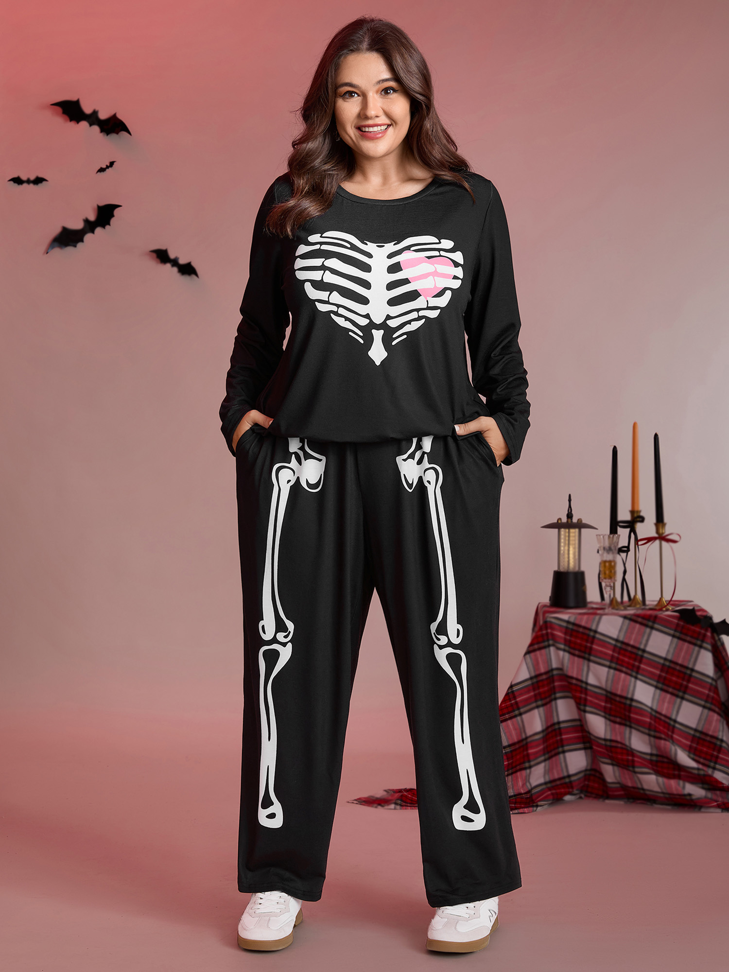 Side view of BloomChic Women's Plus Size Hearty Skull Print Loungewear Set Black Non Long Sleeve Non 14-16/1X