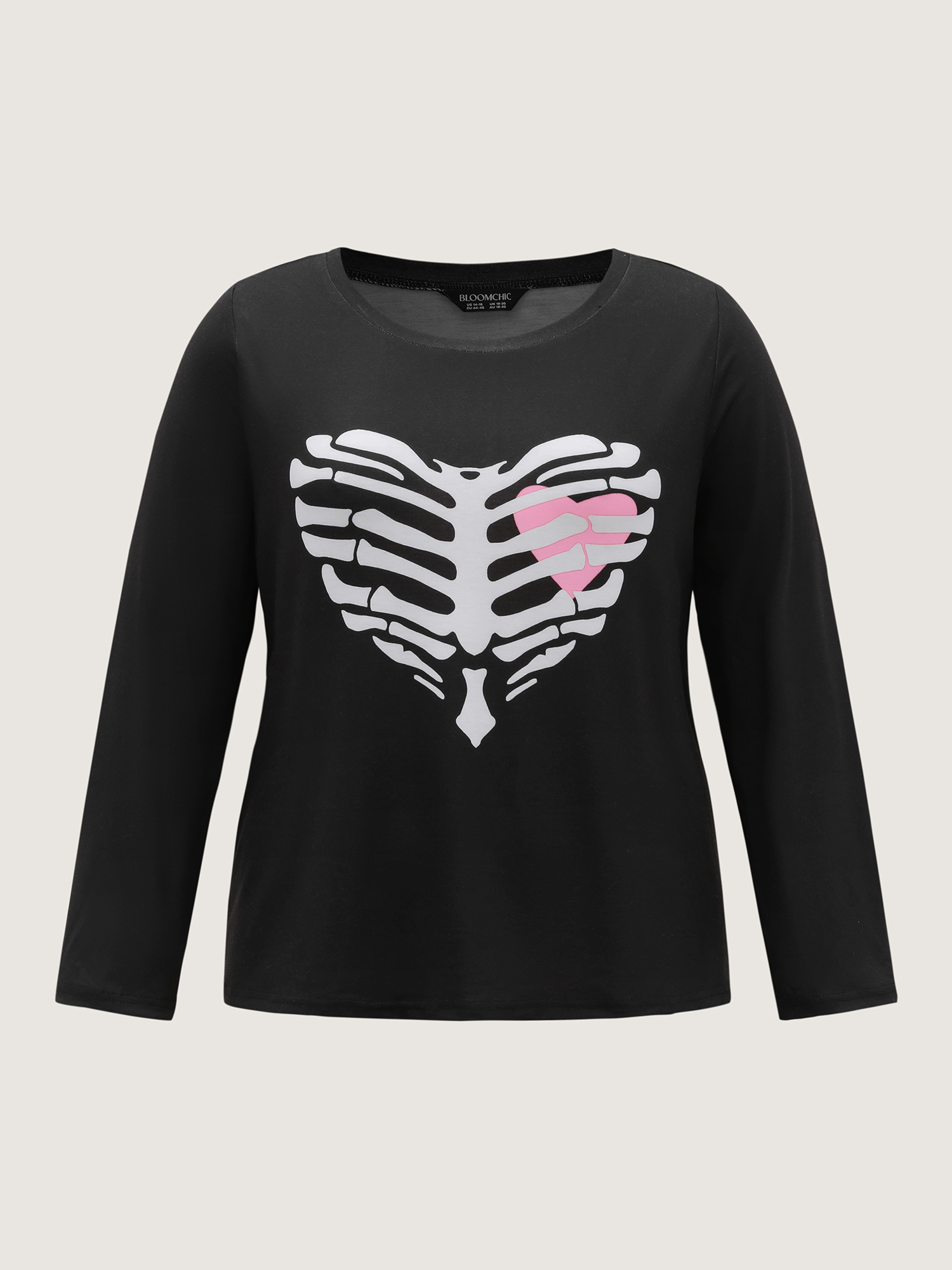 Side view of BloomChic Women's Plus Size Hearty Skull Print Loungewear Set Black Non Long Sleeve Non 14-16/1X