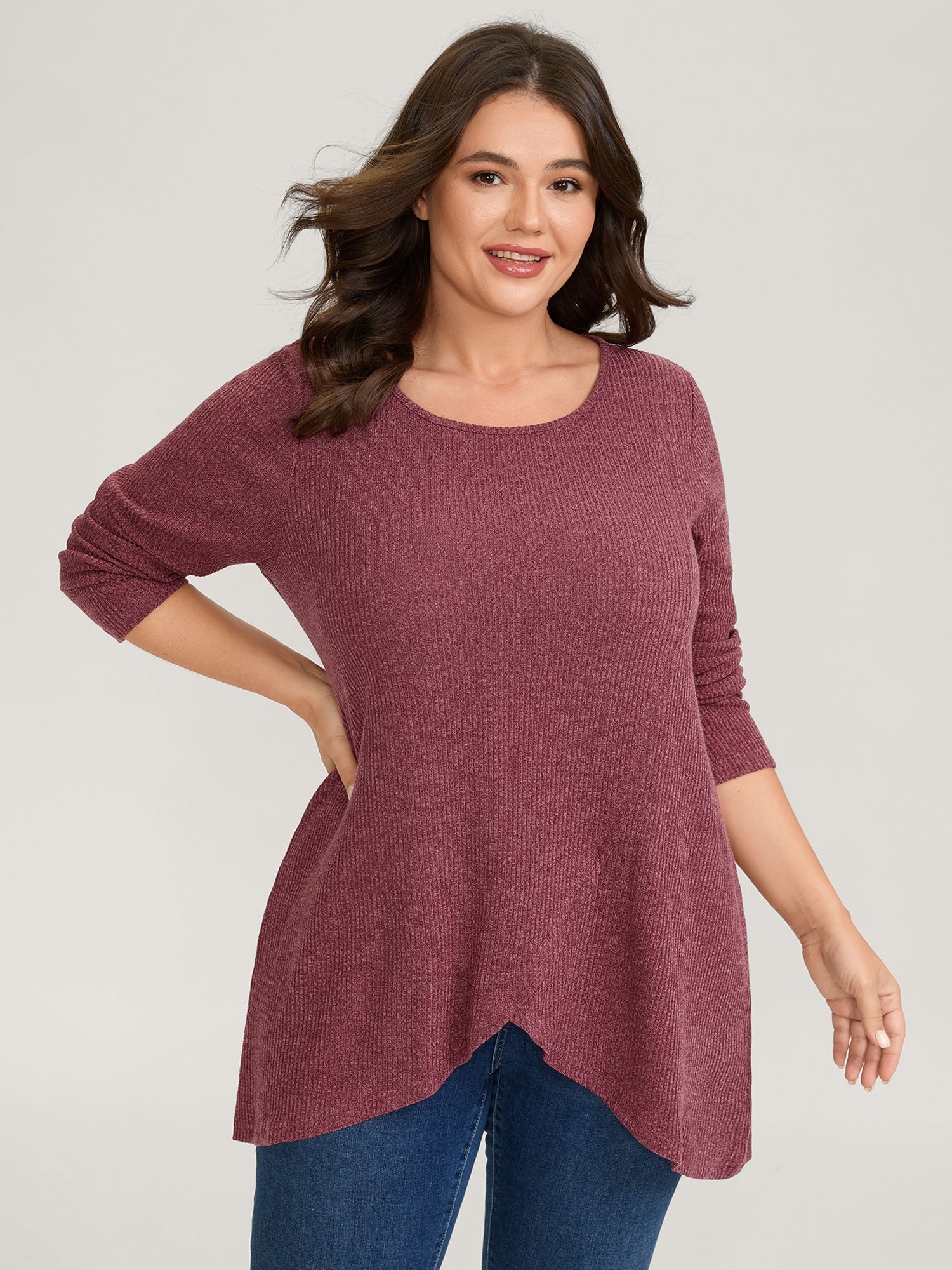 BloomChic Women's Plus Size Heather Textured Stretchy Overlap T-Shirt Russet Synthetic texture Everyday-Casual Long Sleeve 12/L
