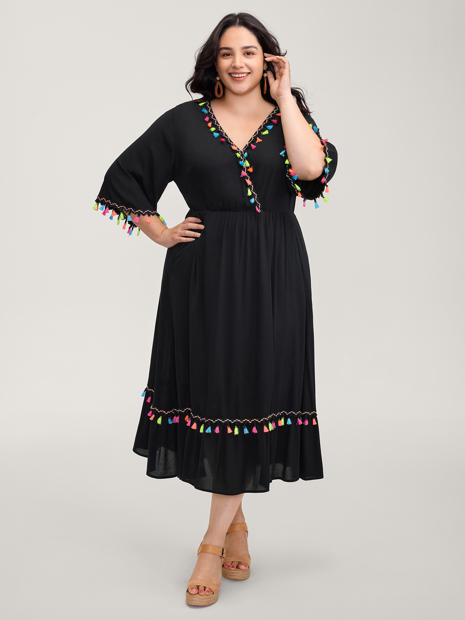 BloomChic Women's Plus Size Floral Stretchy Embroidery Tassels Maxi Dress Black Non Midi Vacation 10/M